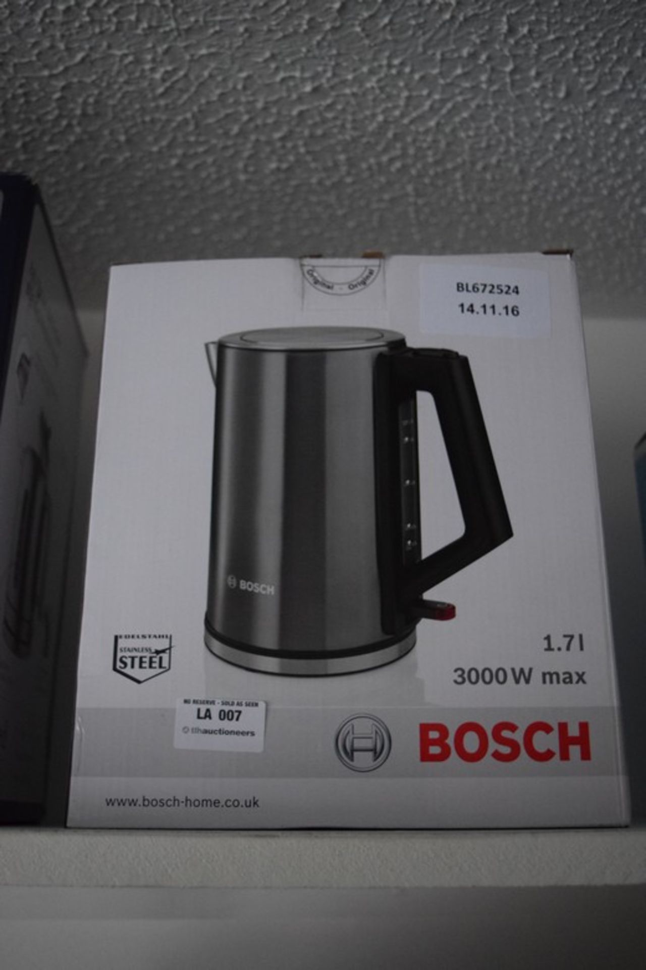 1 x BOXED BOSCH 1.7L KETTLE RRP £45 (14.11.2016) *PLEASE NOTE THAT THE BID PRICE IS MULTIPLIED BY