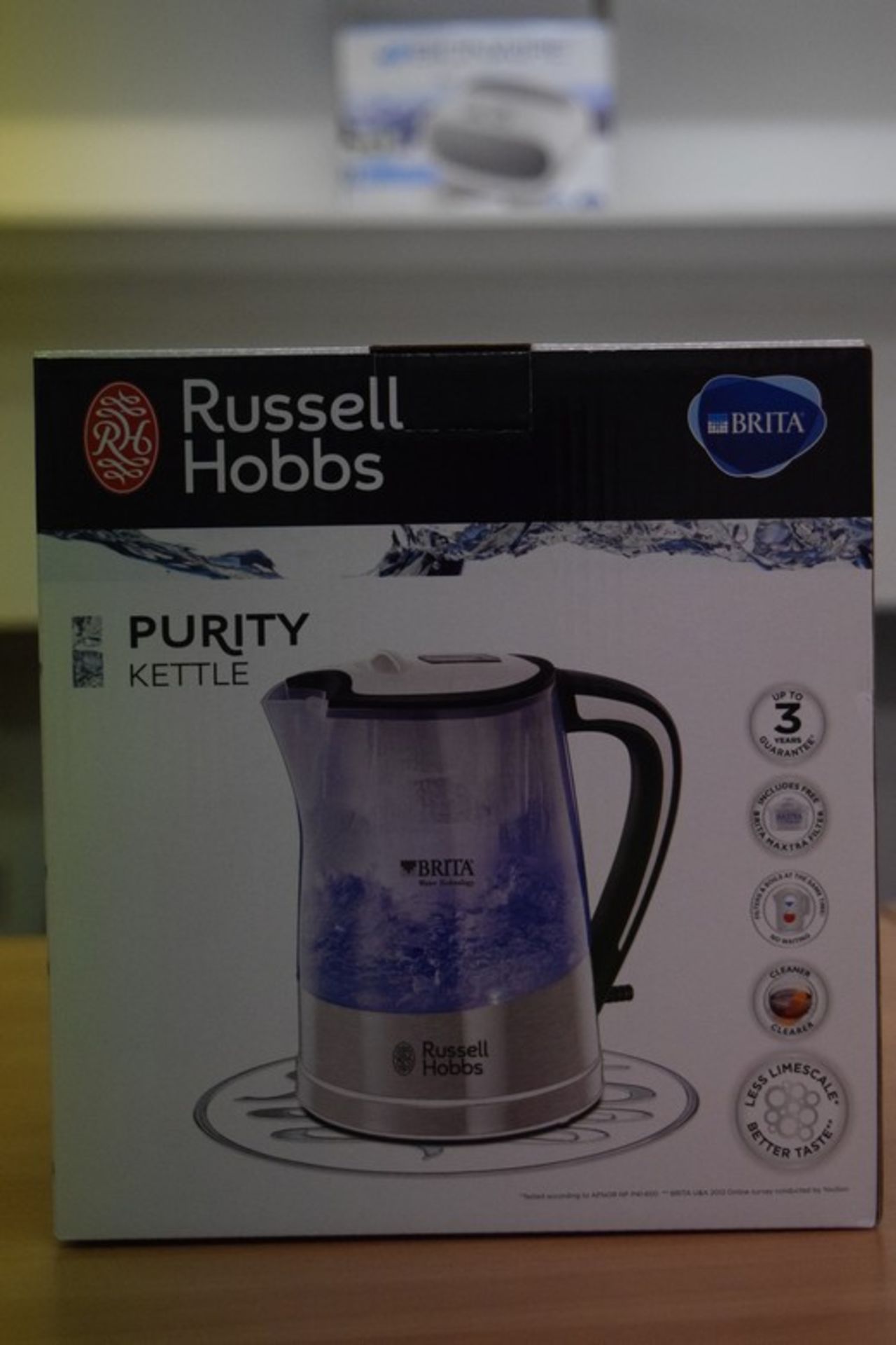 1 x BOXED BRAND NEW RUSSELL HOBBS PURITY KETTLE RRP £45 16/11/16 *PLEASE NOTE THAT THE BID PRICE