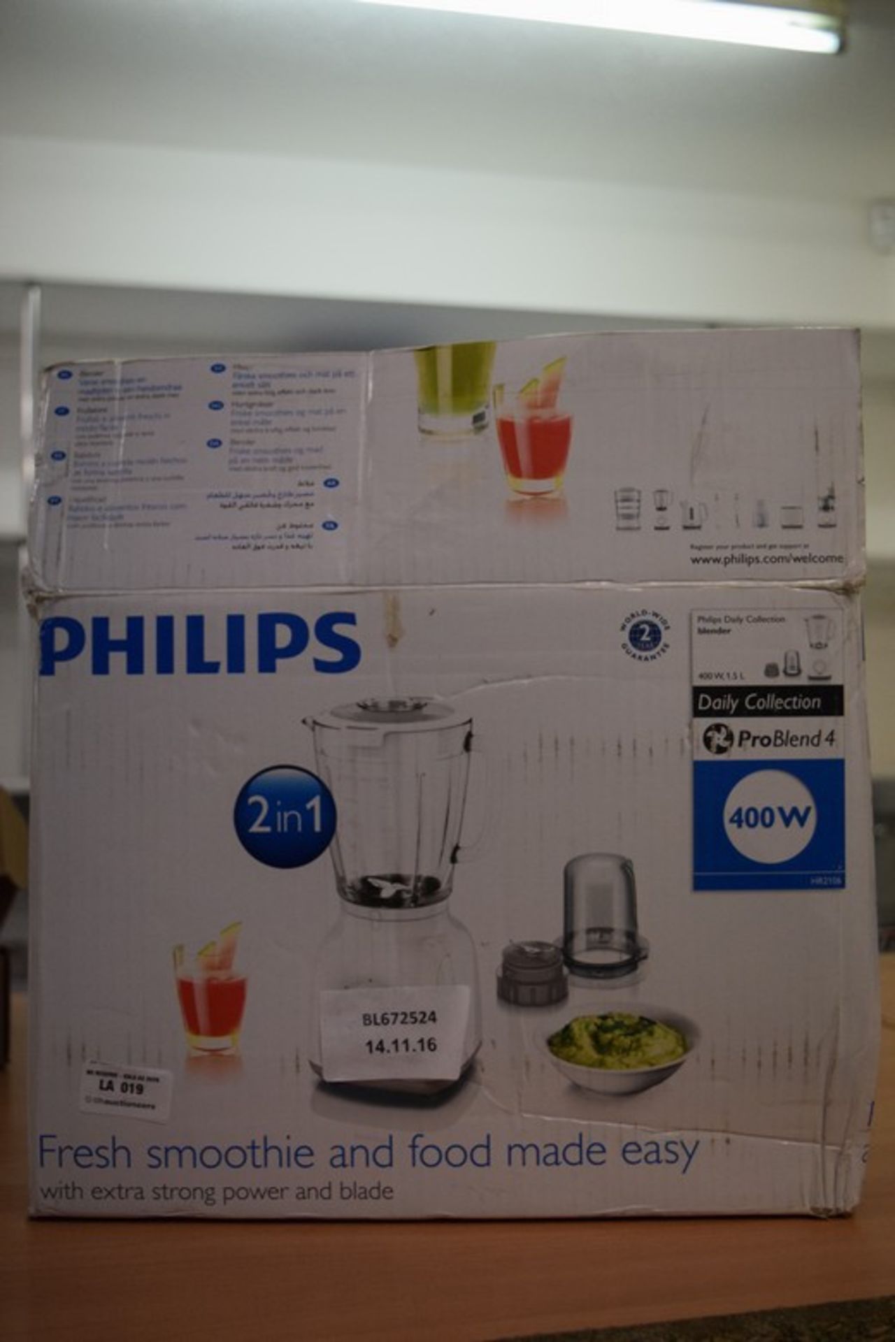 1 x BOXED PHILIPS 2 IN 1 SMOOTIE MAKER RRP £45 14/11/16 *PLEASE NOTE THAT THE BID PRICE IS
