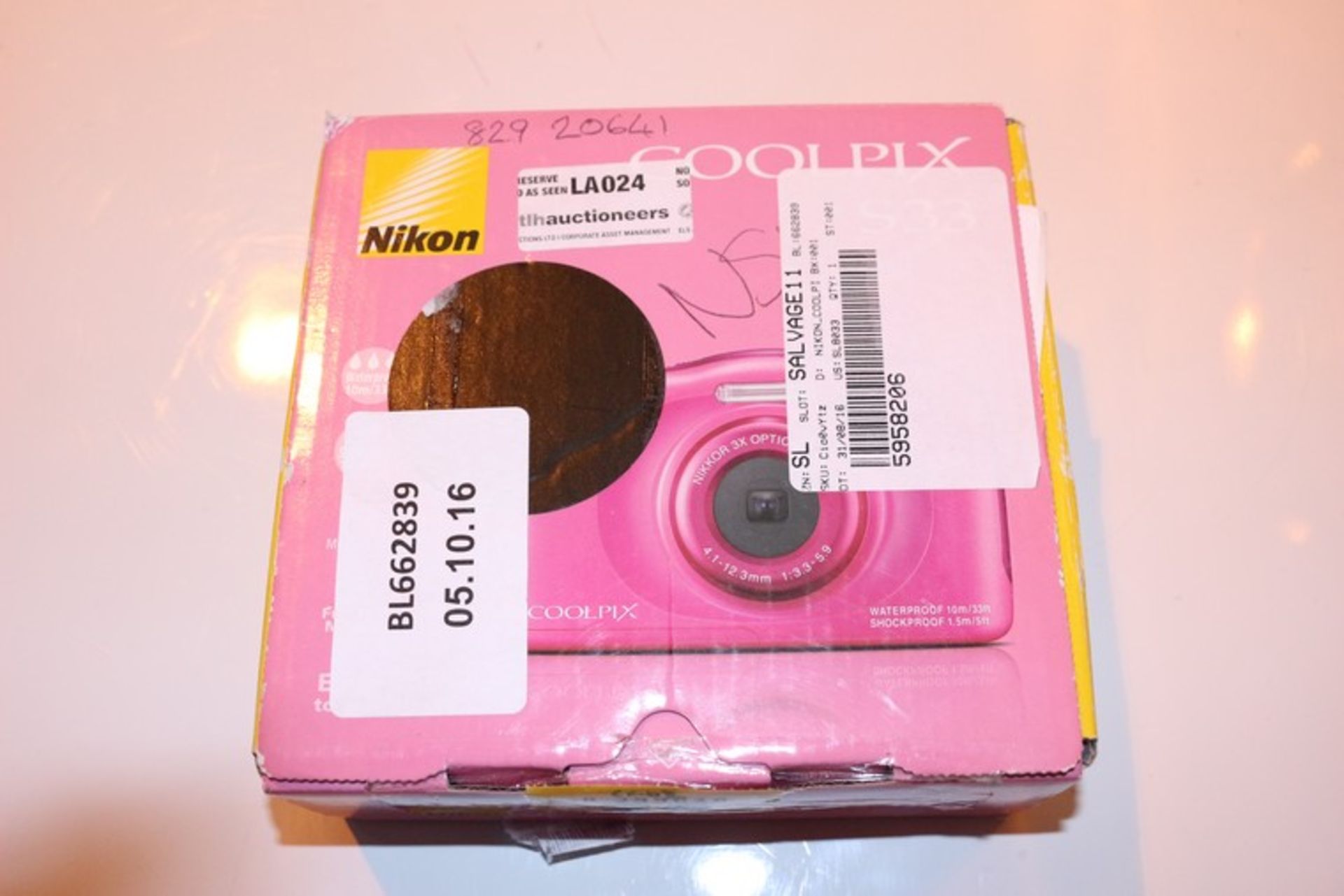 1 x BOXED NIKON COOLPIX S3 DIGITAL CAMERA *PLEASE NOTE THAT THE BID PRICE IS MULTIPLIED BY THE