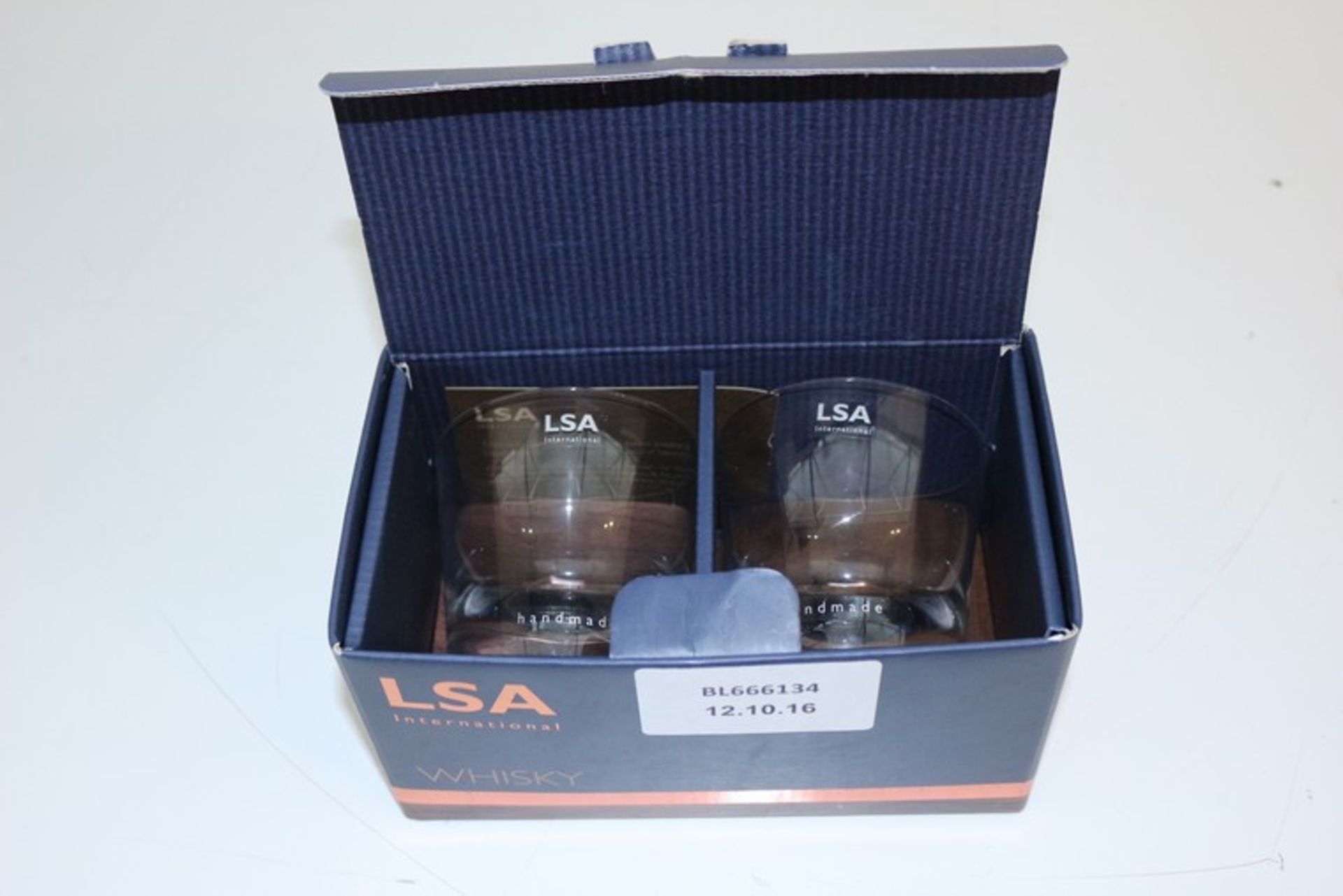 2 x BOXED ASSORTED ITEMS TO INCLUDE LSA AURELIA CHAMPAIGN FLUTES AND WHISKY GLASSES *PLEASE NOTE