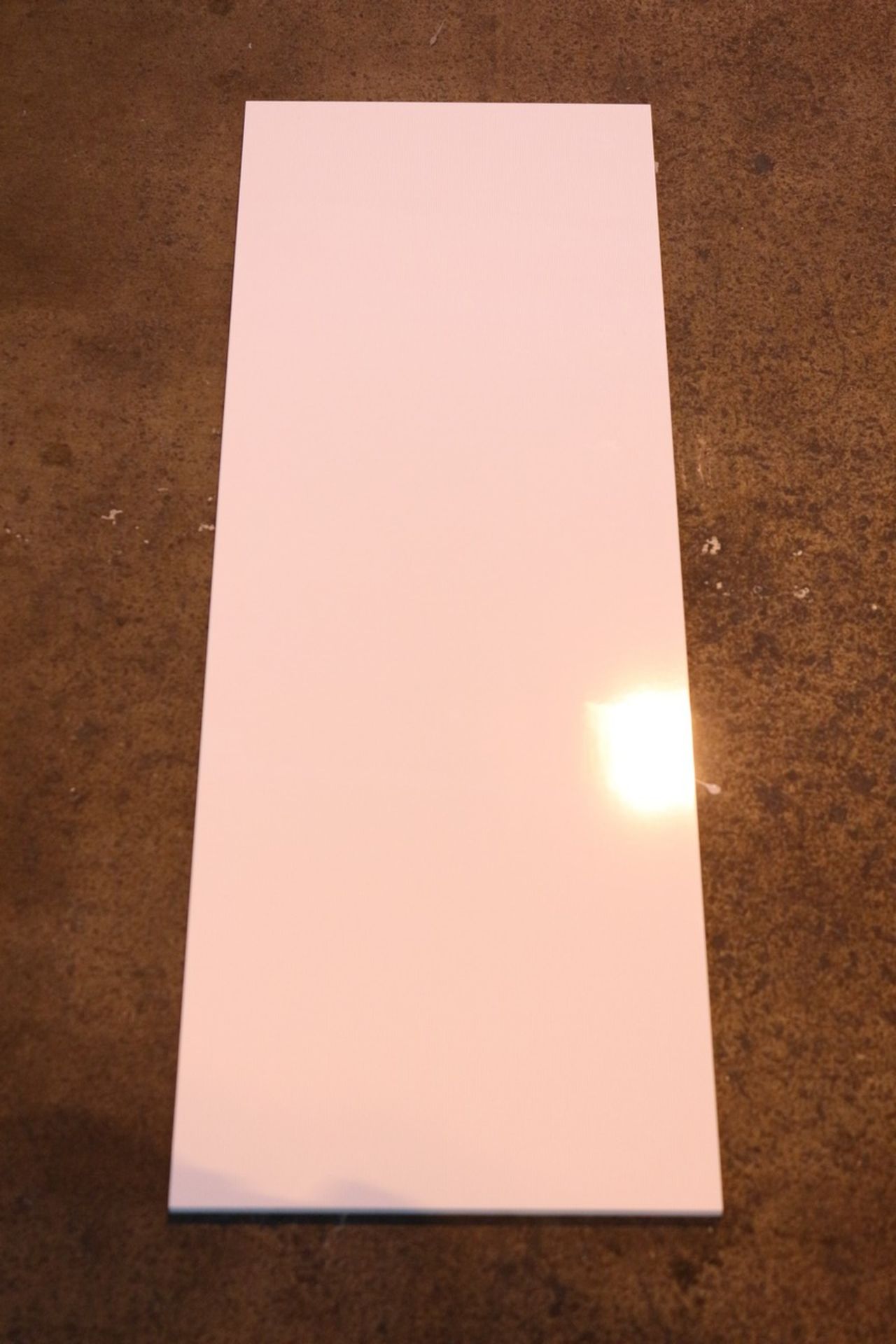 10X BY PORCELANOSA BRAND NEW FACTORY SEALED GLASS BLANCO 310X900 WHITE FLOOR TILES RRP £568 (MD-