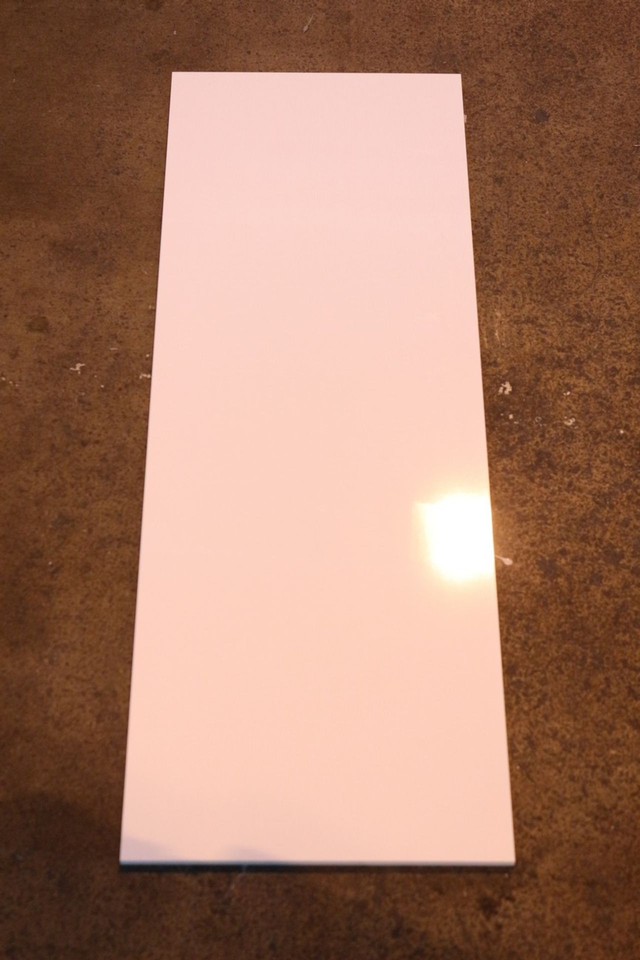 10X BY PORCELANOSA BRAND NEW FACTORY SEALED GLASS BLANCO 310X900 WHITE FLOOR TILES RRP £568 (MD-