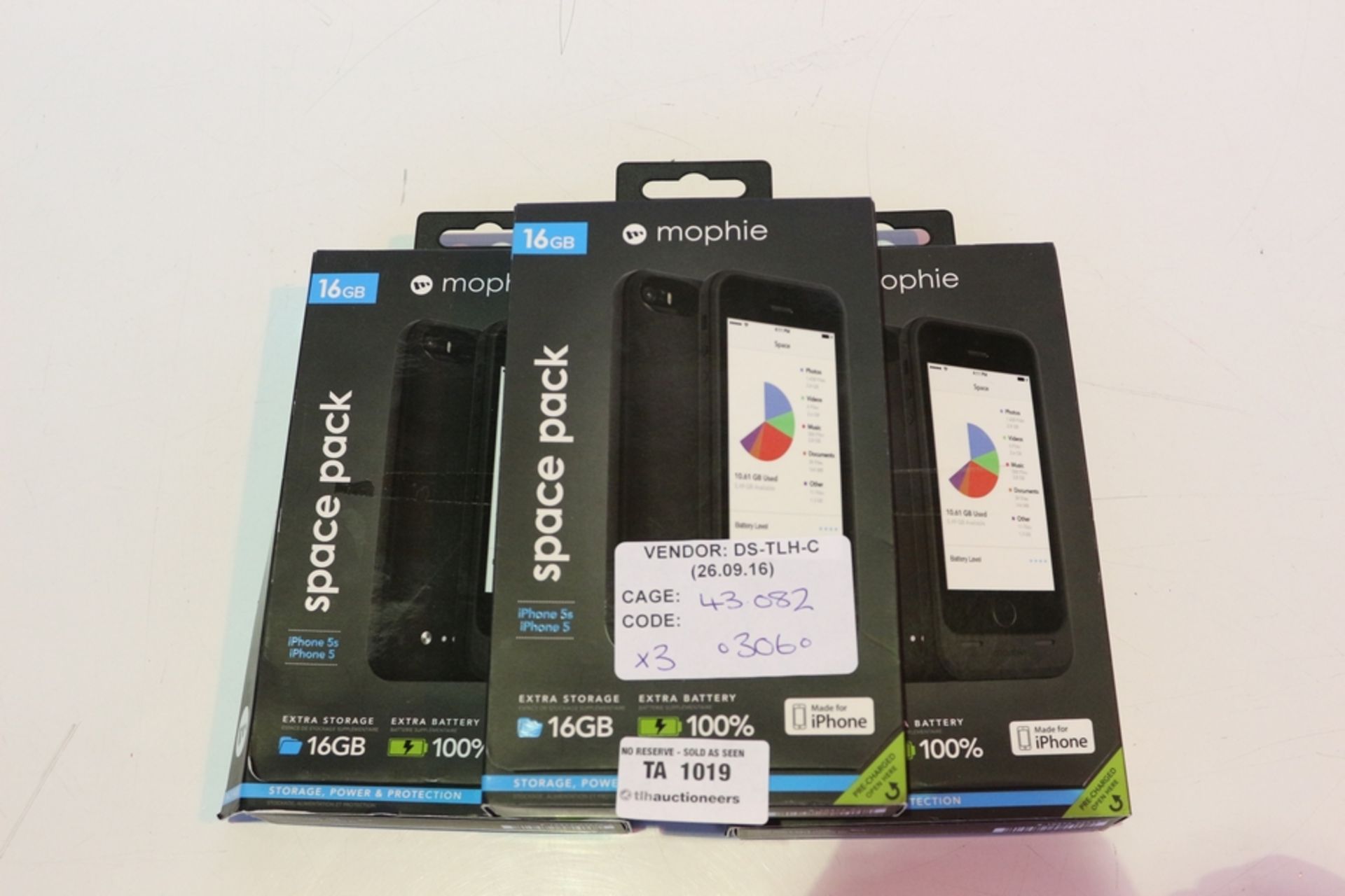 1X LOT TO CONTAIN 3 BOXED MOPHIE SPACE PACKS COMBINED RRP £300 (DS-TLH-C) (43.082)