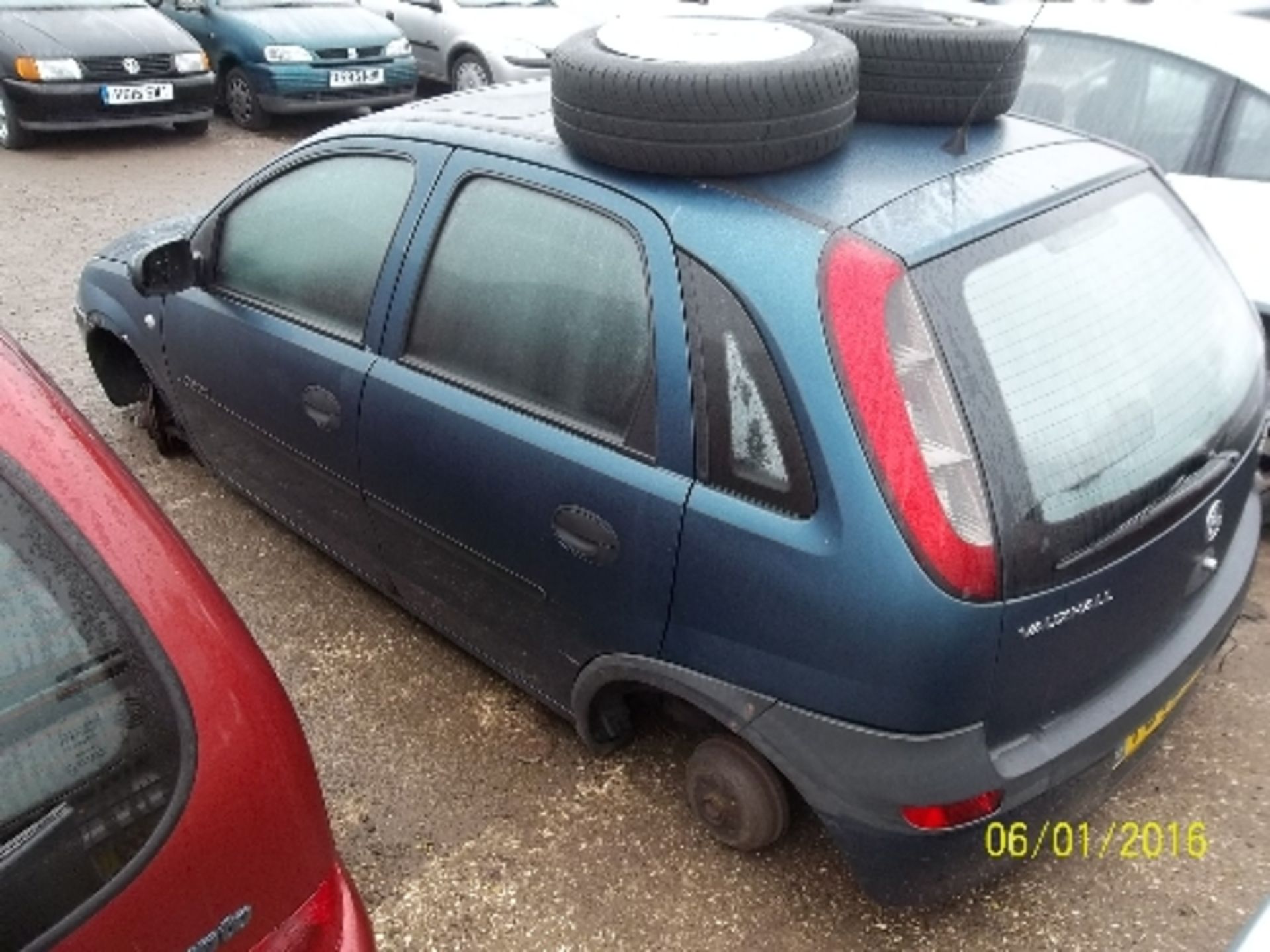 Vauxhall Corsa Comfort DI - Y549 KUA Date of registration: 17.05.2001 1686cc, diesel, manual, blue - Image 4 of 4