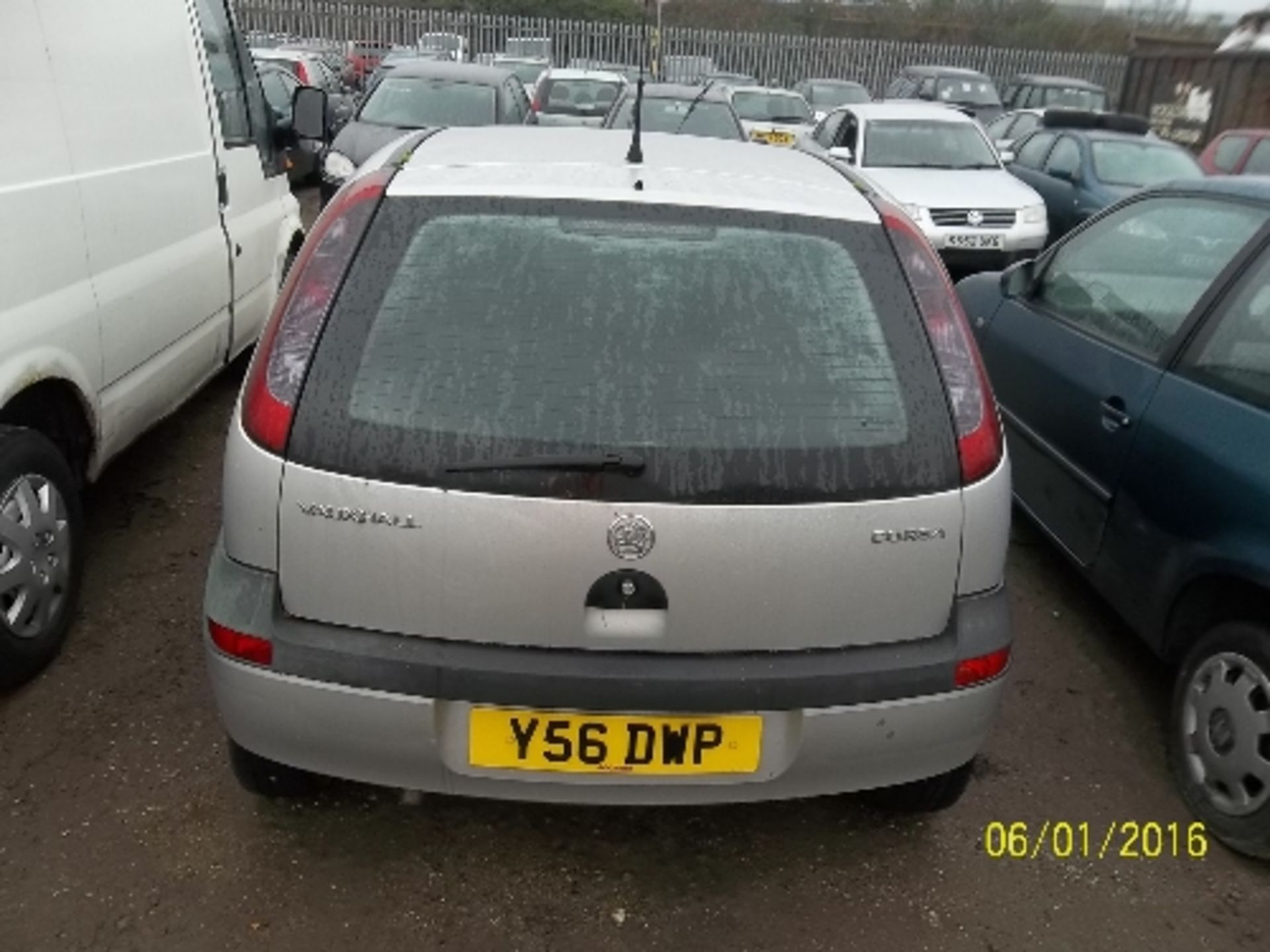 Vauxhall Corsa Comfort 12V - Y56 DWP Date of registration:  07.06.2001 973cc, petrol, manual, silver - Image 3 of 4