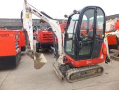 JCB 801.8 CTS mini digger (cabbed) (2011) 1314 hrs RDD - 0 buckets - expanding tracks