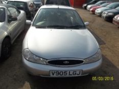 Ford Mondeo Ghia - V905 LGJ Date of registration:  17.11.1999 1988cc, petrol, automatic, silver