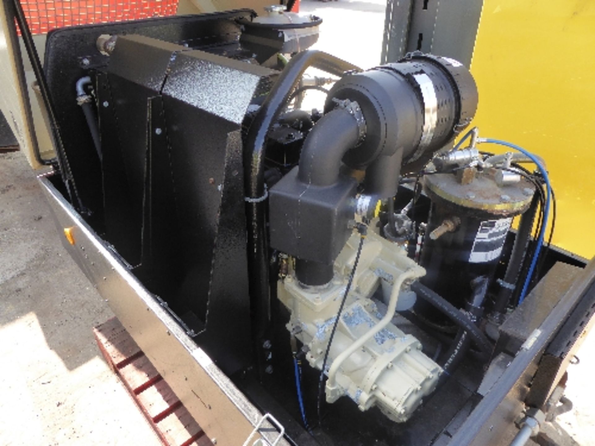 Ingersoll Rand 7/26E compressor (2013) 184 hrs RMA 229336 - Image 3 of 3