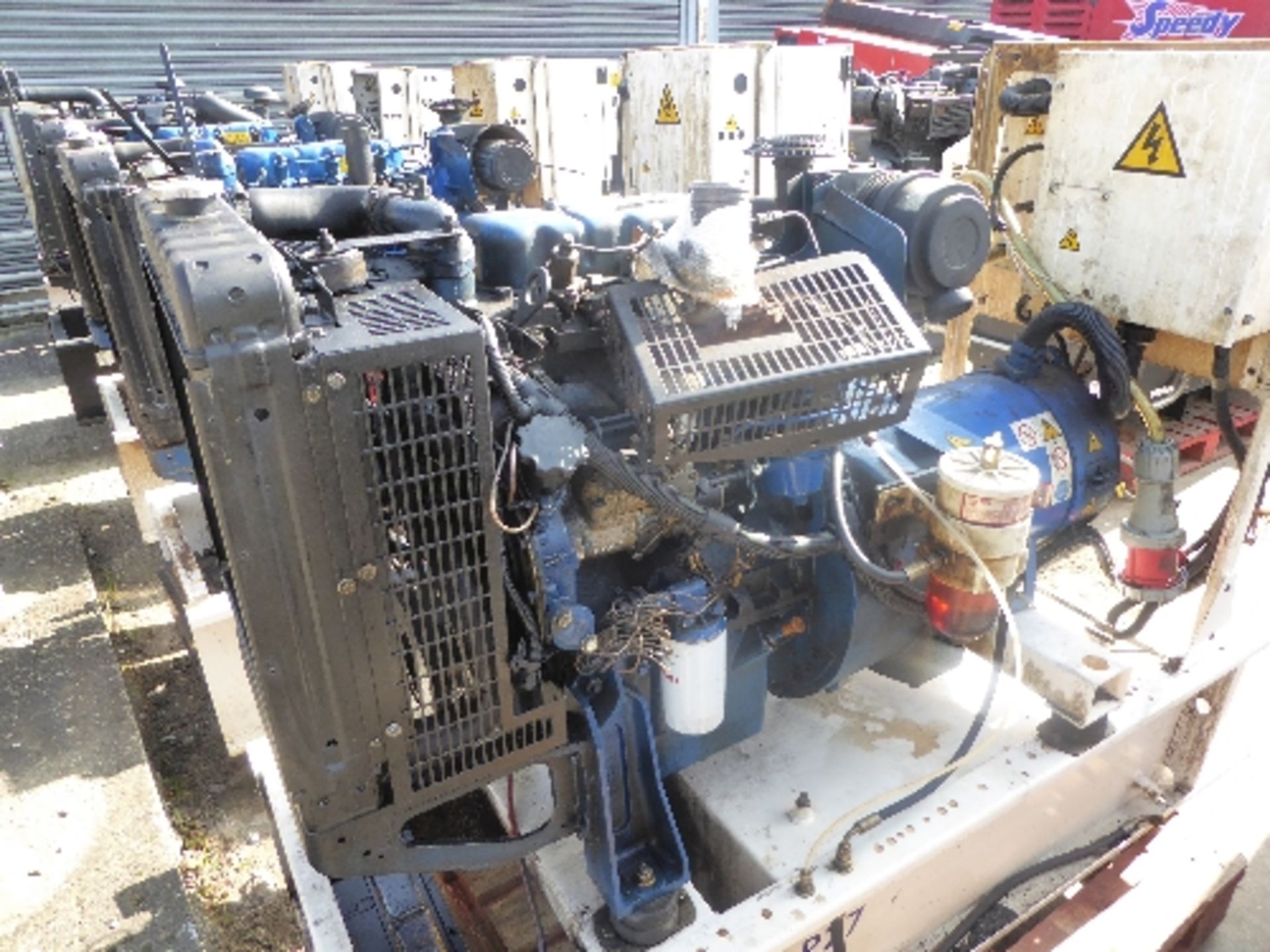Wilson Perkins P27 generator HF3238 - Image 3 of 3