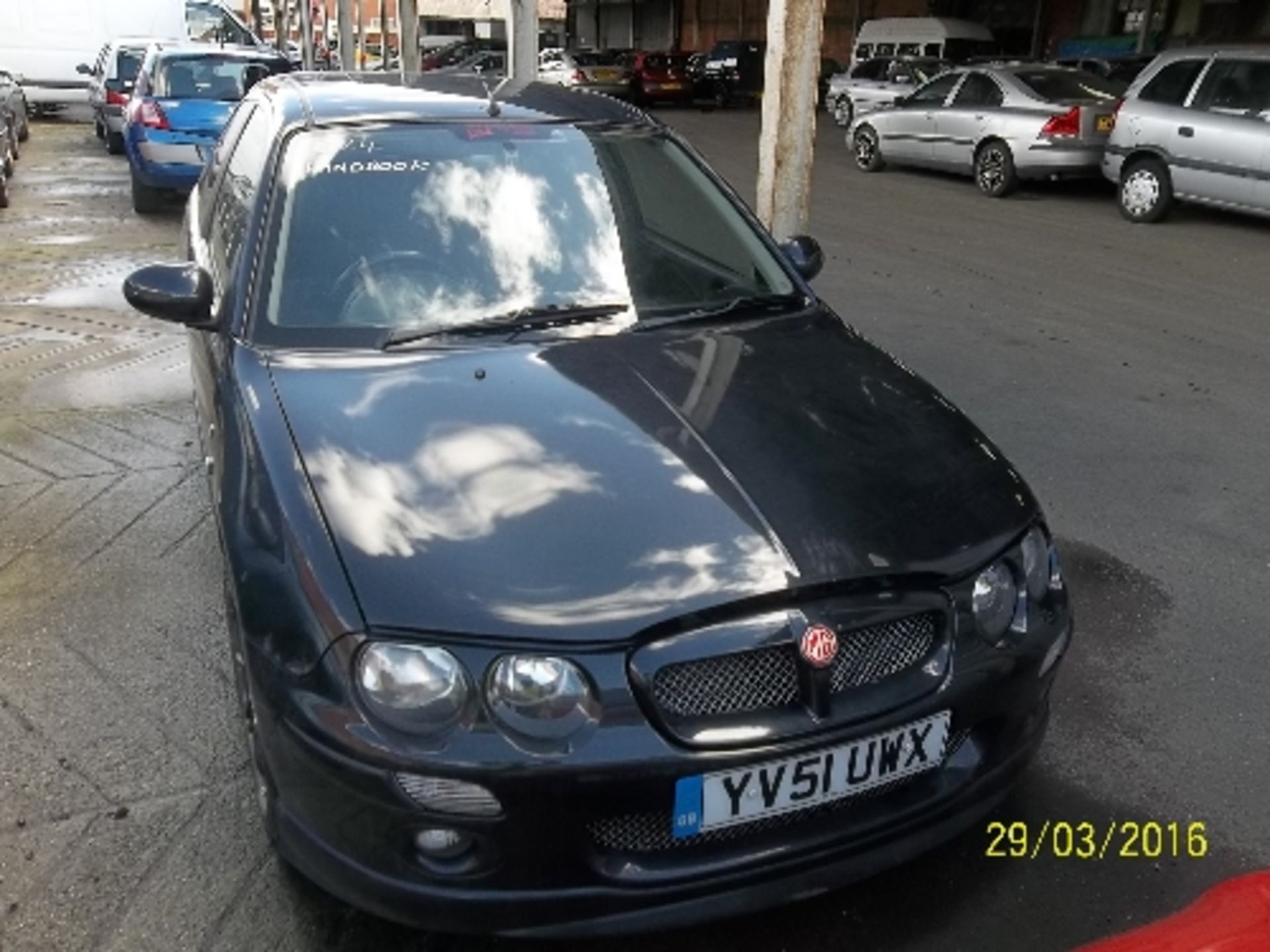 MG ZR – YV51 UWX Date of registration:  13.11.2001 1796cc, petrol, manual, grey Odometer reading