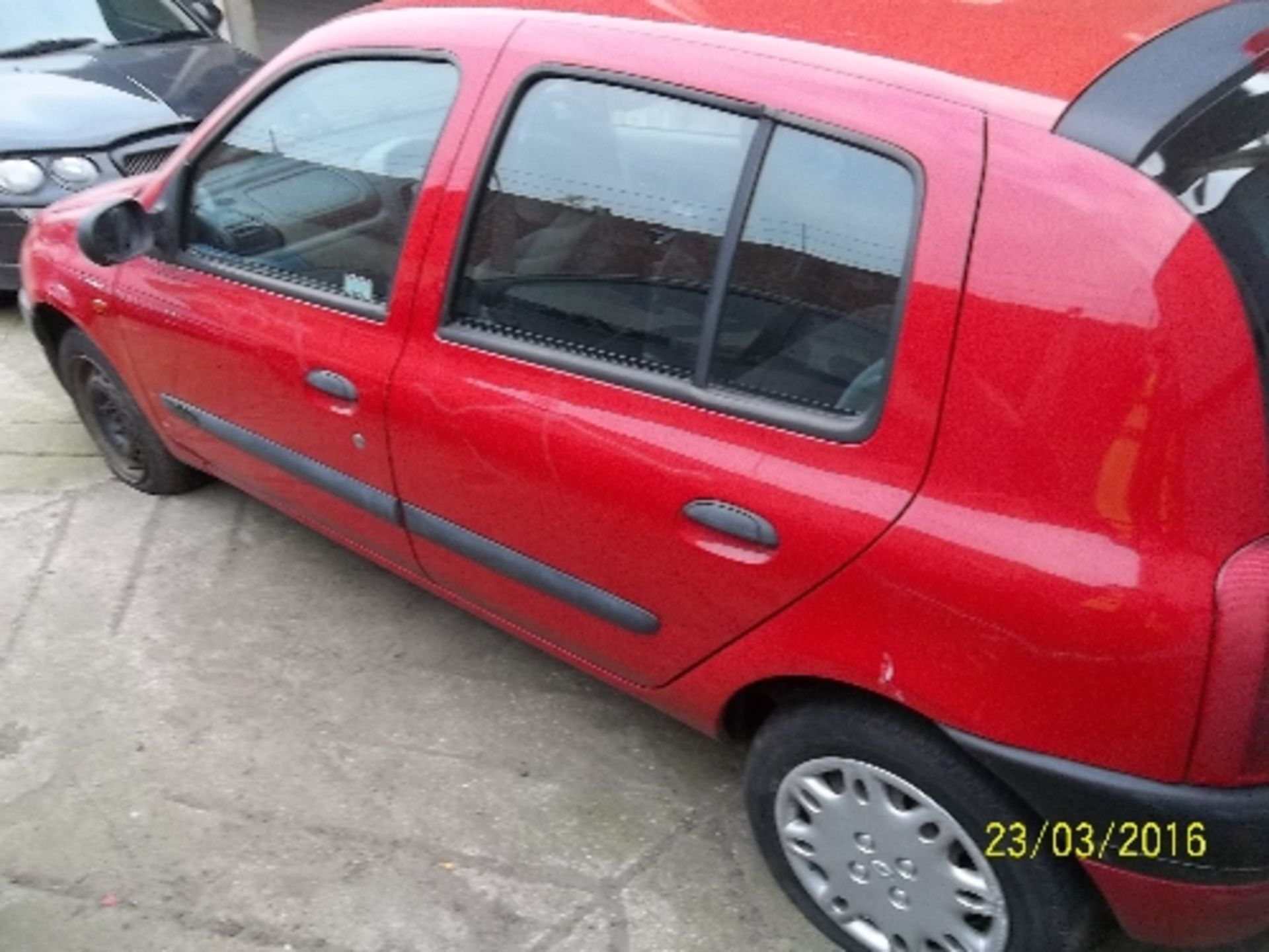 Renault Clio Alize - Y54 UOC Date of registration: 31.03.2001 1390cc, petrol, manual, red Odometer - Image 4 of 4