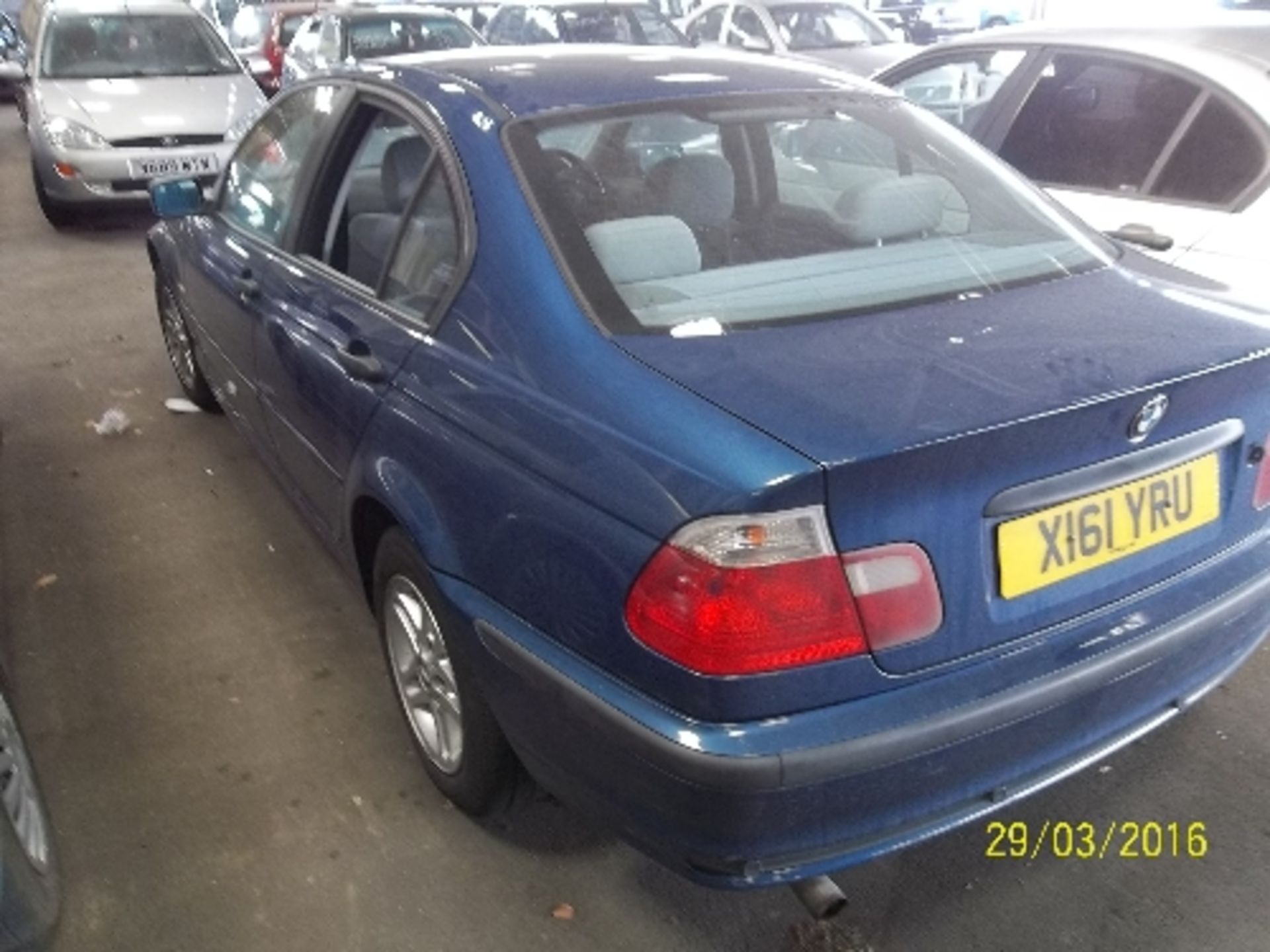 BMW 318I SE – X161 YRU Date of registration:  15.09.2000 1895cc, petrol, manual, blue Odometer - Image 4 of 4