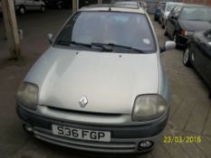 Renault Clio - S36 FGP Date of registration: 01.01.1999 1598cc, petrol, silver Odometer reading at