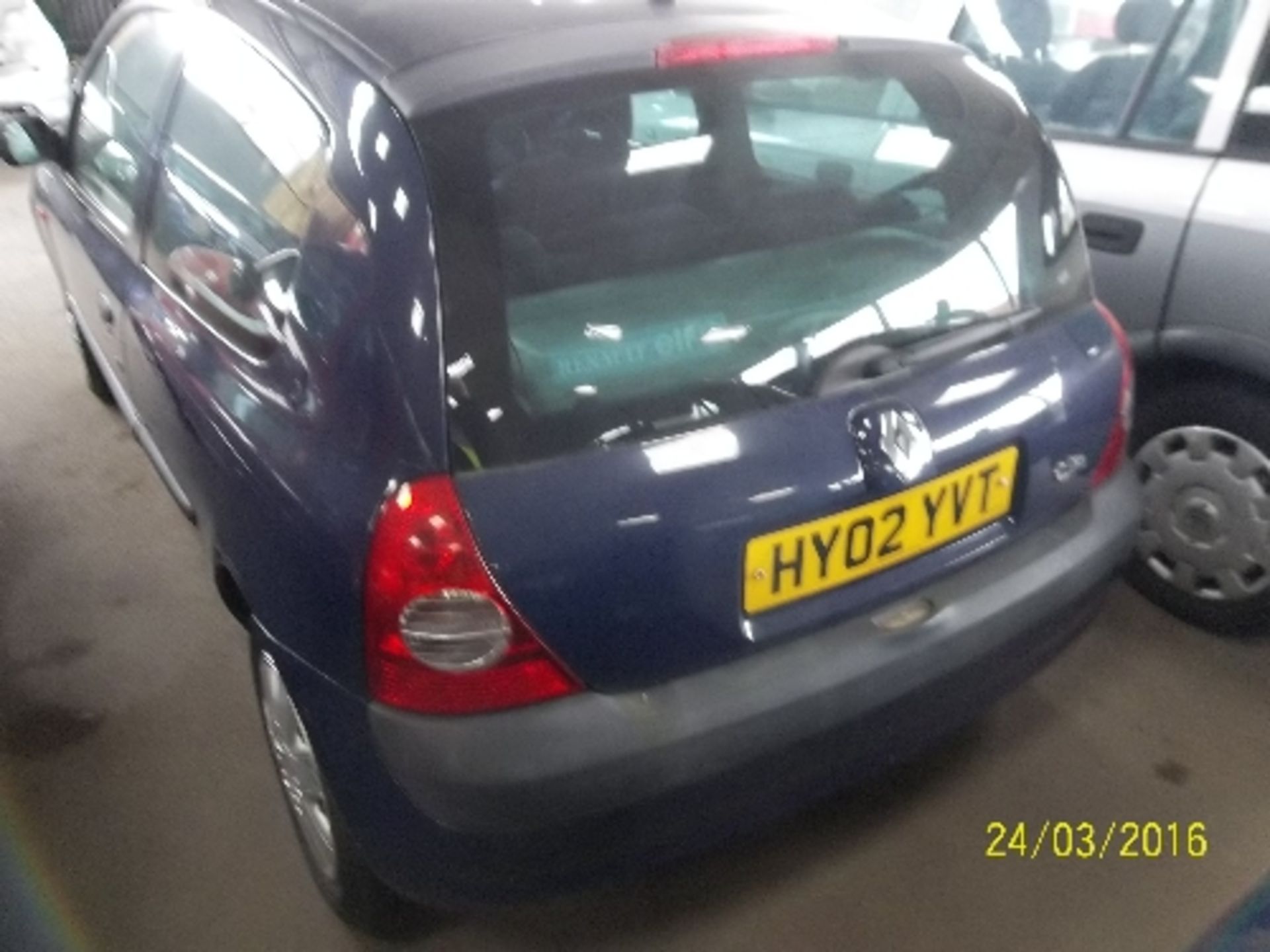 Renault Clio Expression 16V - HY02 YVT Date of registration: 07.05.2002 1149cc, petrol, manual, blue - Image 3 of 4