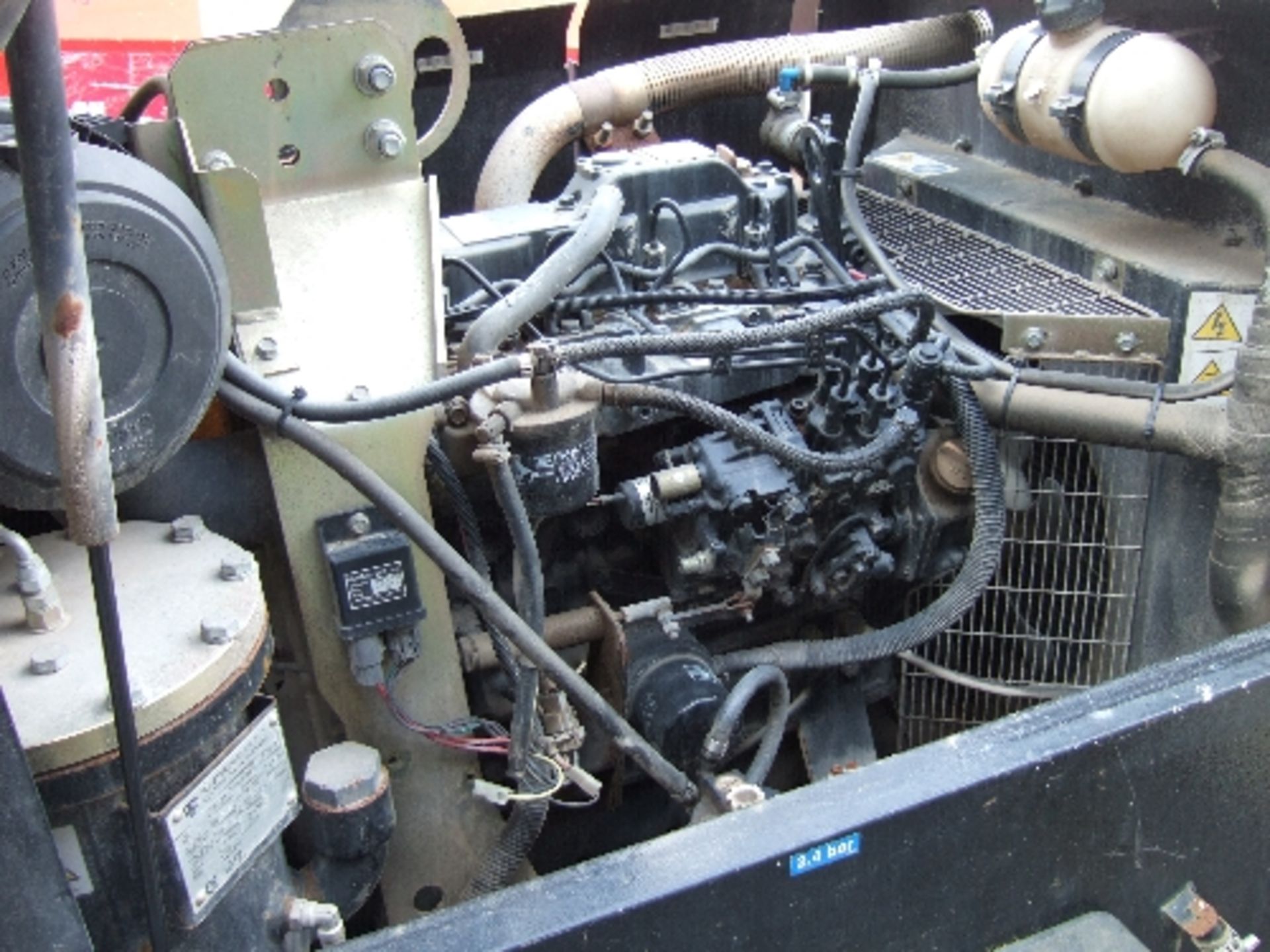 Doosan 7/41 compressor (2010) 398 hrs - Image 2 of 2