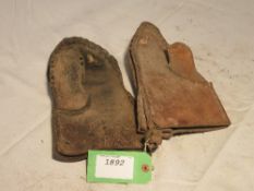 Pair of Dannocks (hedger's heavy gloves)