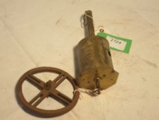 Brass bottle jack complete with rotating ring (no key) stamped To Carry 25lbs