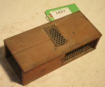 An unusual design humane mouse trap