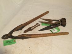 2 pairs of shears, secateurs and a pair of parrot-bill pruners