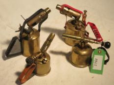 4 brass blowlamps (including Primus, Governor and Bladon)