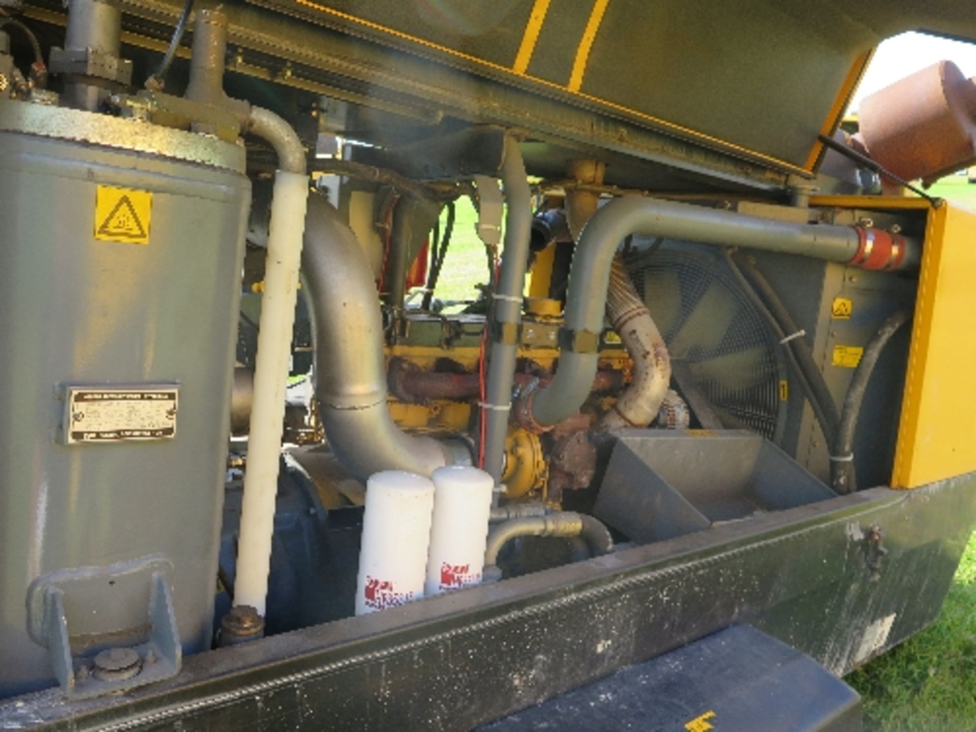 Atlas Copco XAHS236 compressor (2006) 2,954 hrs 148356 - Image 6 of 7