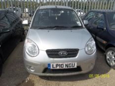 Kia Picanto 1 - LP10 NGU Date of Registration: 25.08.2010 999cc, petrol, manual, silver Odometer