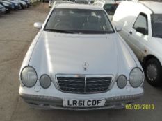 Mercedes E240 Elegance - LR51 CDF Date of registration: 01.09.2001 2597cc, petrol, automatic, silver