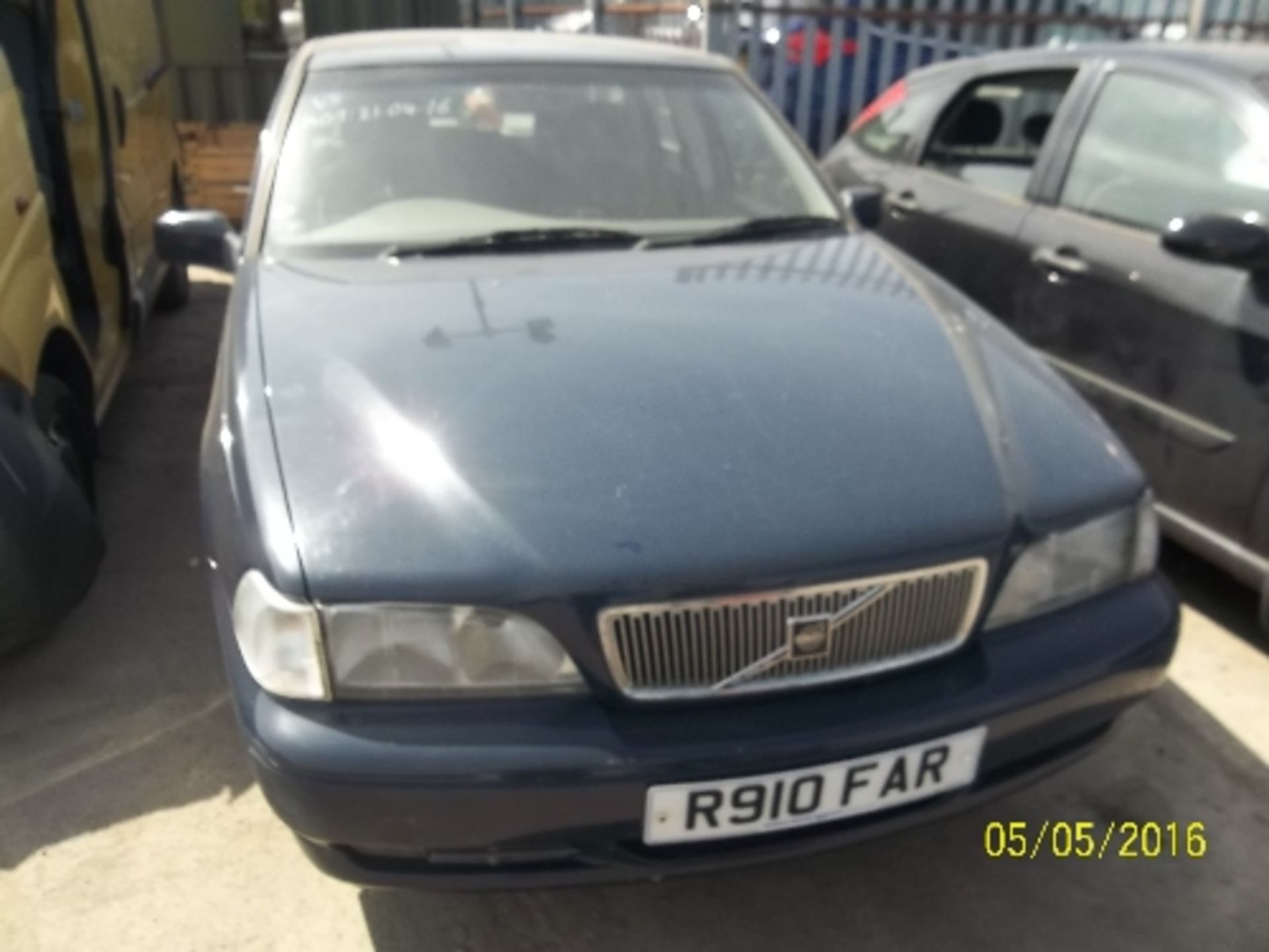 Volvo V70 SE 10V Estate - R910 FAR Date of registration: 27.03.1998 2435cc, petrol, manual, blue