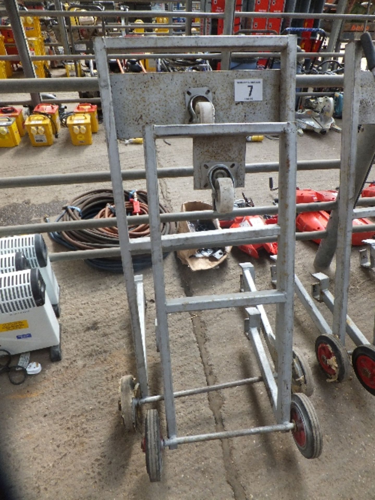 2 cable trollies