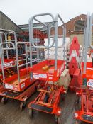 Pop up electric personnel lift