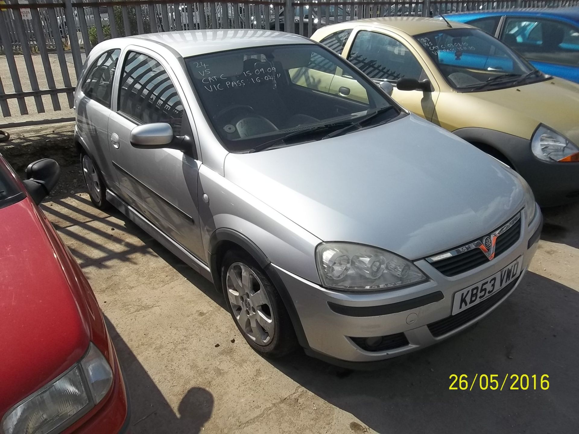 Vauxhall Corsa SXI 16v - KB53 VWD Date of registration: 31.01.2004 1199cc, petrol, manual,  silver - Image 2 of 4