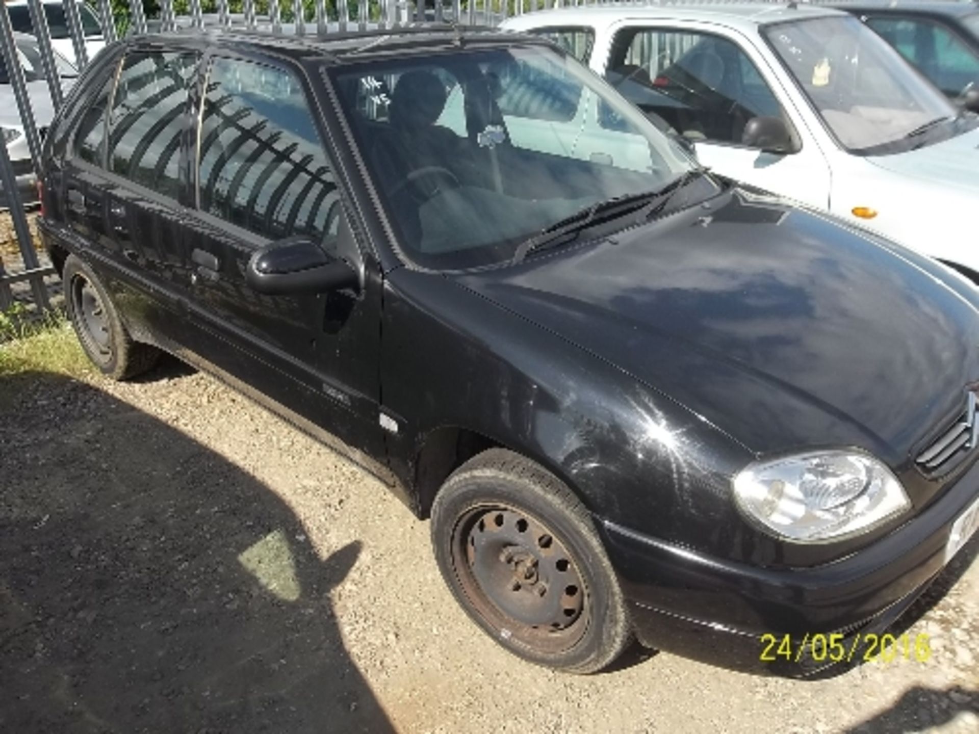 Citroen Saxo 1.1l Desire - RA51 DTYDate of registration: 26.11.20011124cc, manual, petrol, - Image 2 of 4