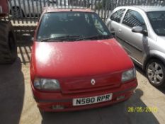 Renault Clio RT Auto Date of registration: 31.10.1995 1390cc, petrol, red Odometer reading at date