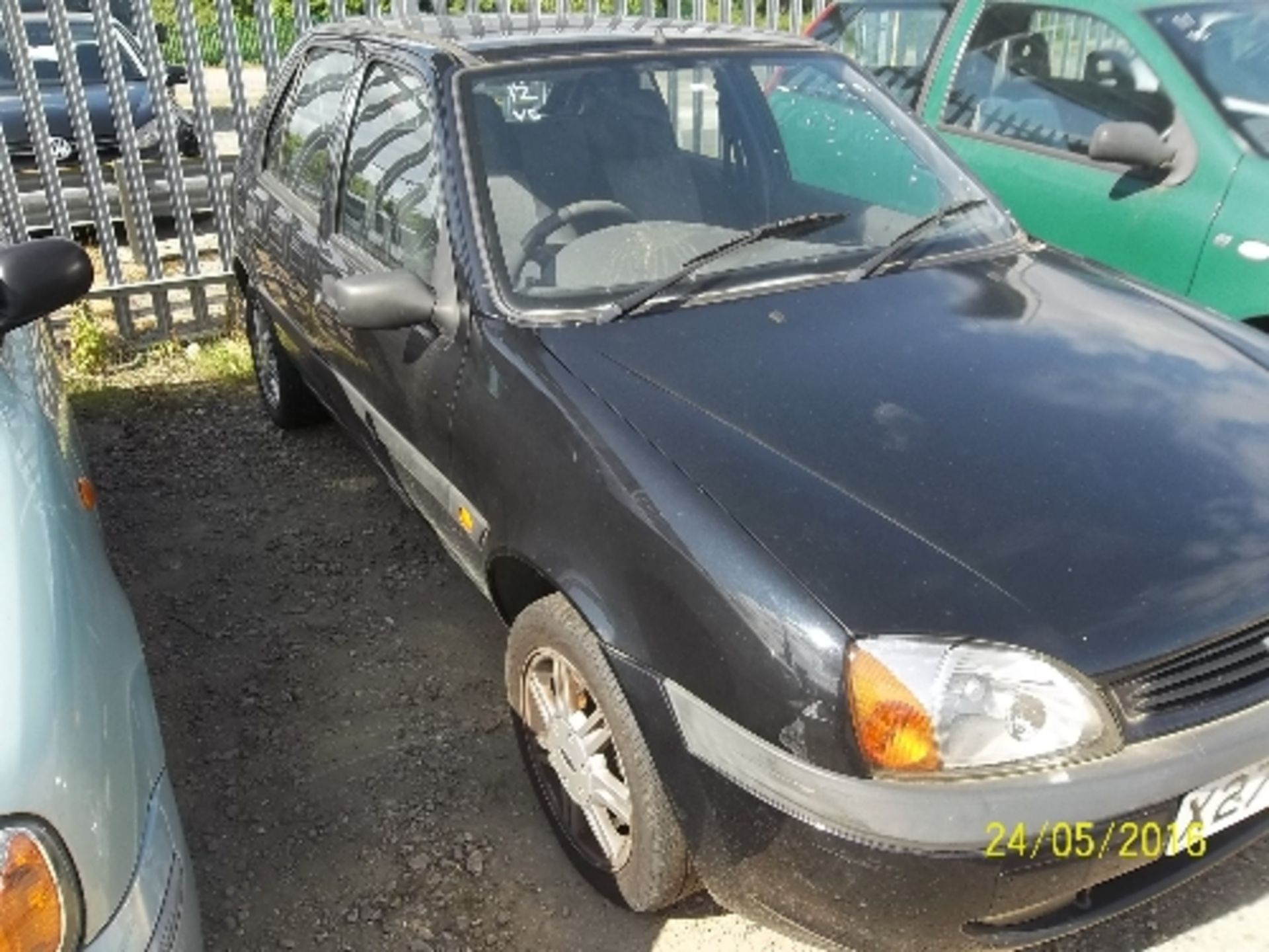 Ford Fiesta Zetec 5 door hatchback - X273 HBP Date of registration: 29.09.2000 1242cc, manual, - Image 2 of 4