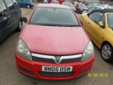 Vauxhall Astra Club CDTI - BN05 OSM Date of registration: 10.03.2005 1686cc, diesel, manual, red