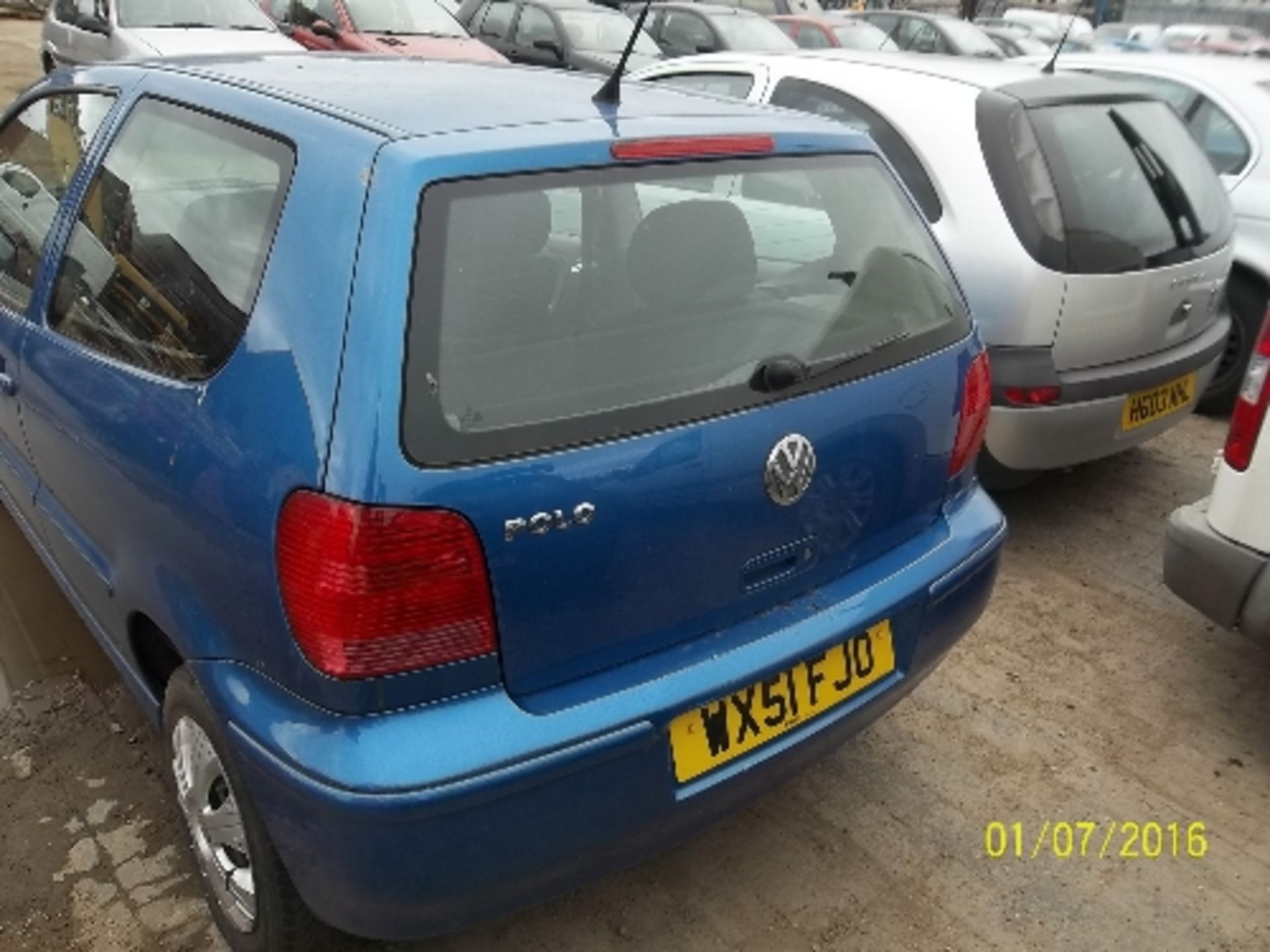 Volkswagen Polo Match - WX51 FJO Date of registration: 30.11.2001 1390cc, petrol, manual, blue - Image 3 of 4