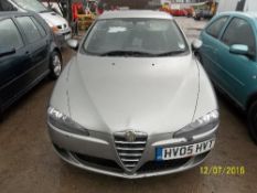 Alfa Romeo 147 JTD M-JET Lusso - HV05 HVT Date of registration: 18.05.2005 1910cc, diesel, manual,