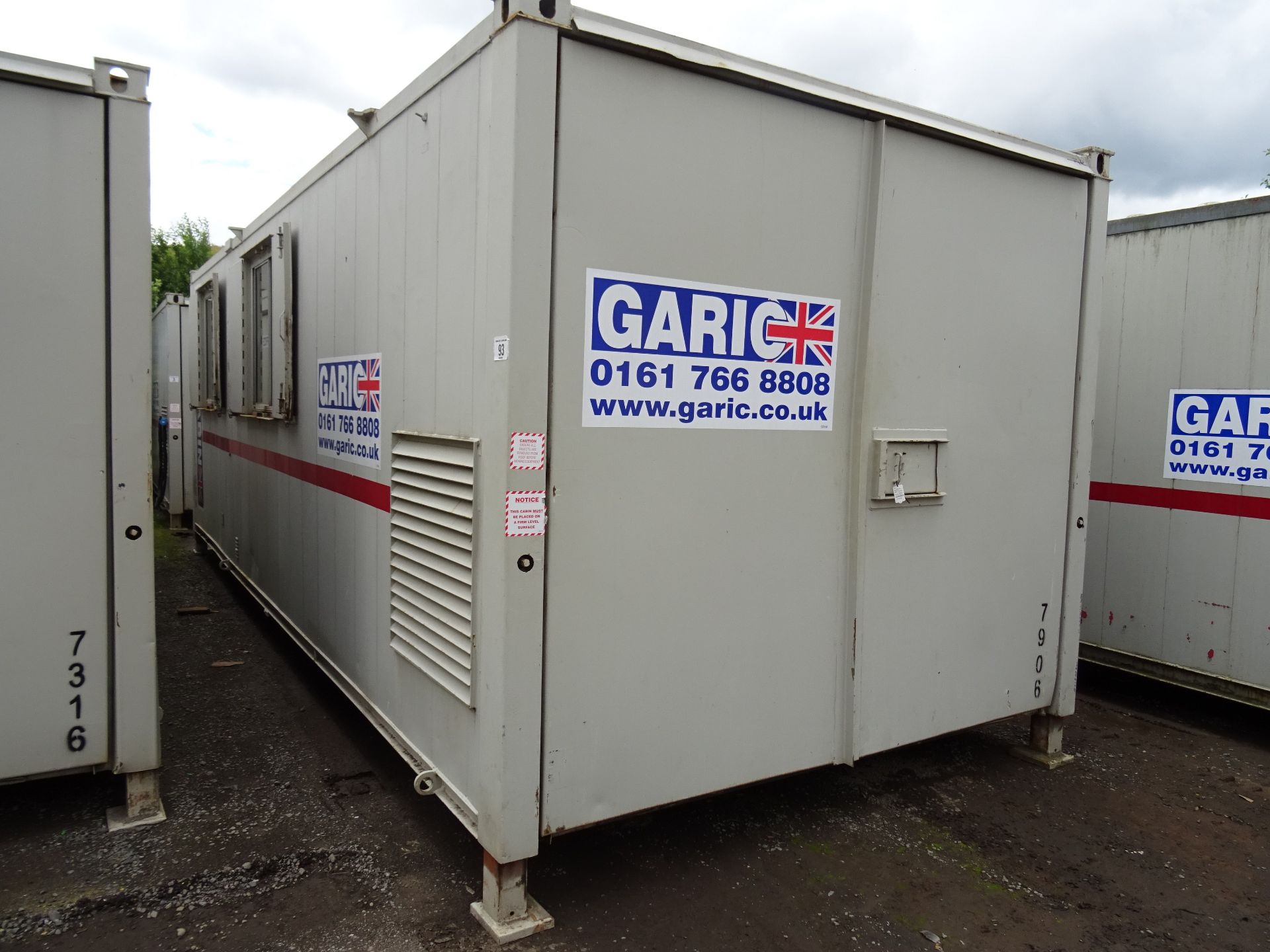 14ft x 8ft 12v welfare unit (Eco cabin) (13877) Fresh water & waste tank, canteen, toilet & drying - Image 4 of 32