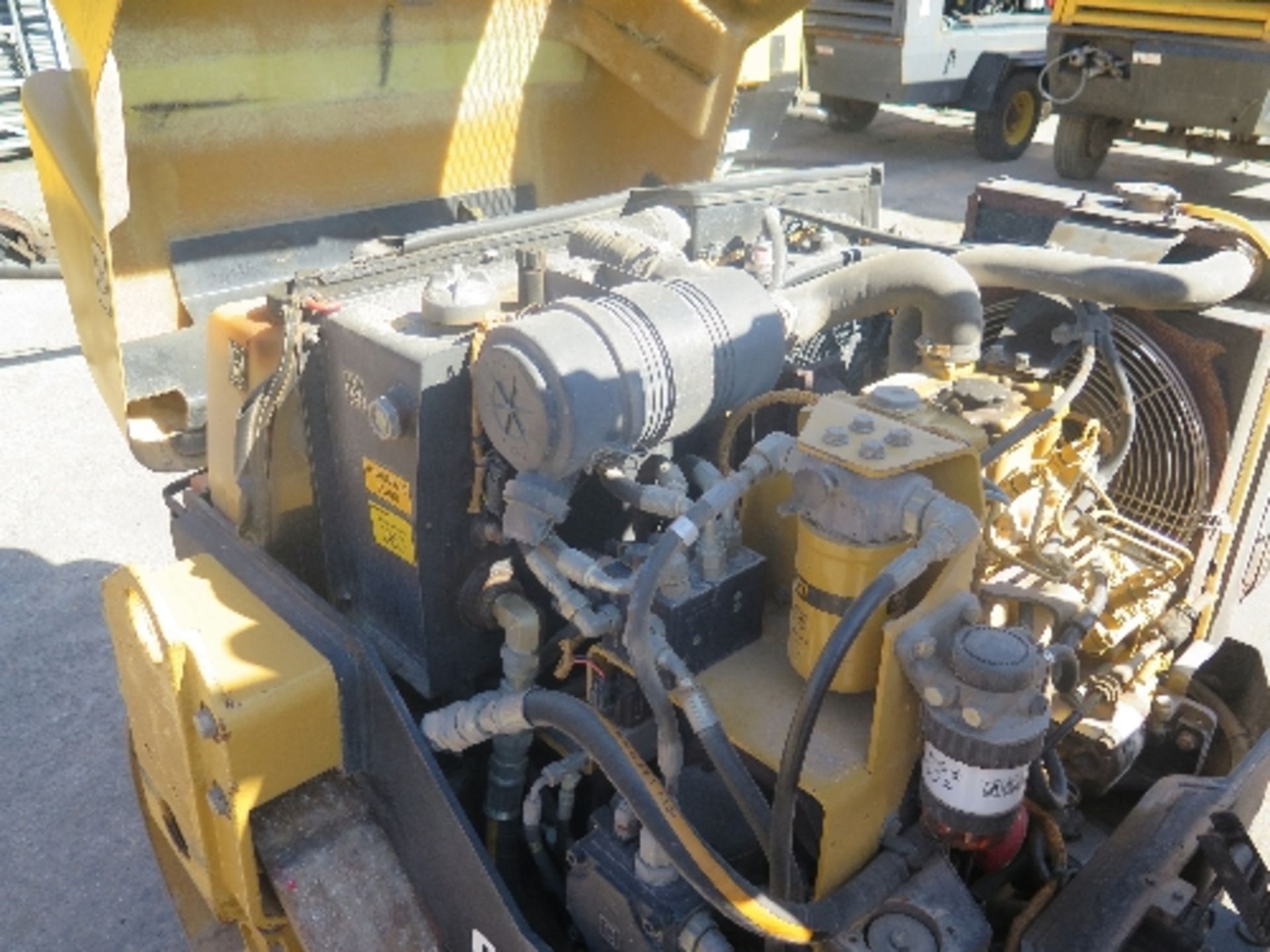 Caterpillar CB224E roller (2006) 1,062 hrs 145725 - Image 4 of 4