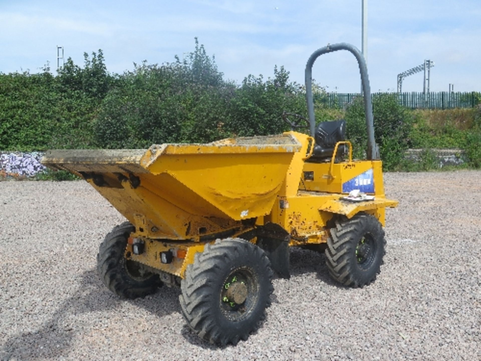 Thwaites 3 tonne power swivel dumper (2006) 143611 - 2,037 hours