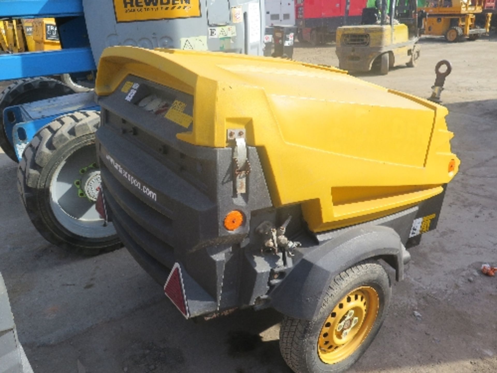 Atlas Copco XAS37KD compressor (2006) 150627 - 616 hours