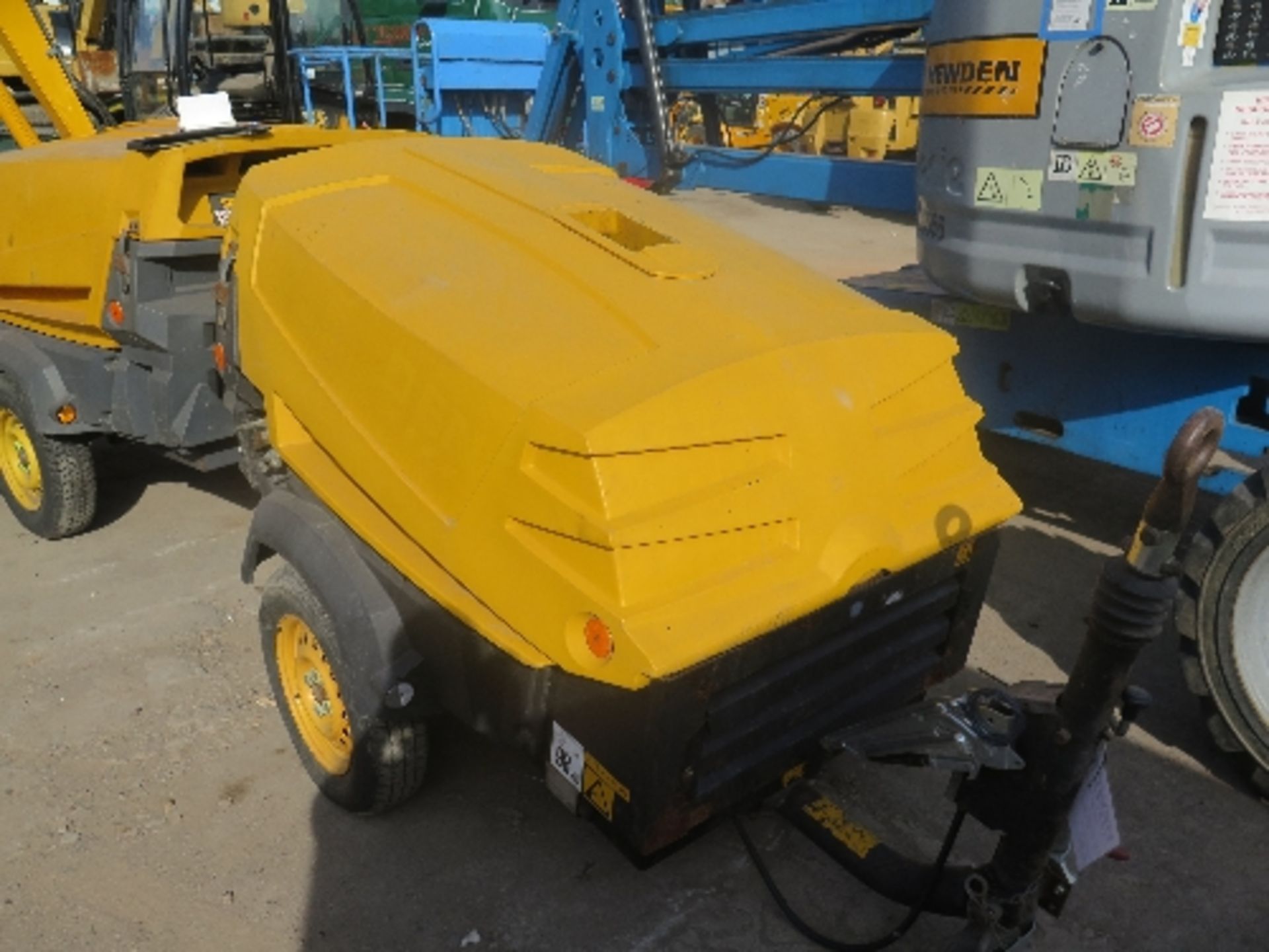 Atlas Copco XAS37KD compressor (2006) 150627 - 616 hours - Image 2 of 4