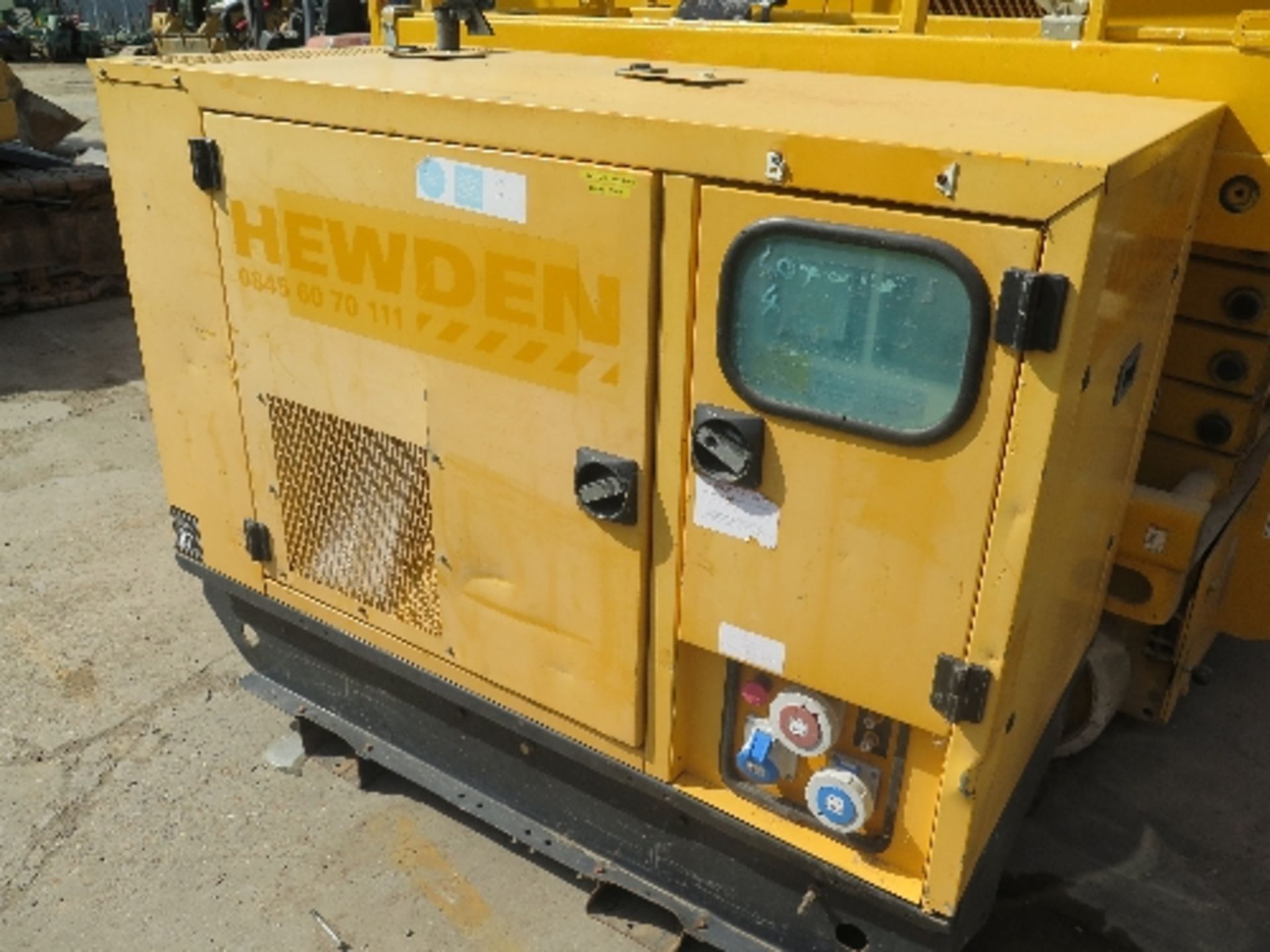 Caterpillar XQE20 20kva generator (2008) 12,612 hrs 5003794