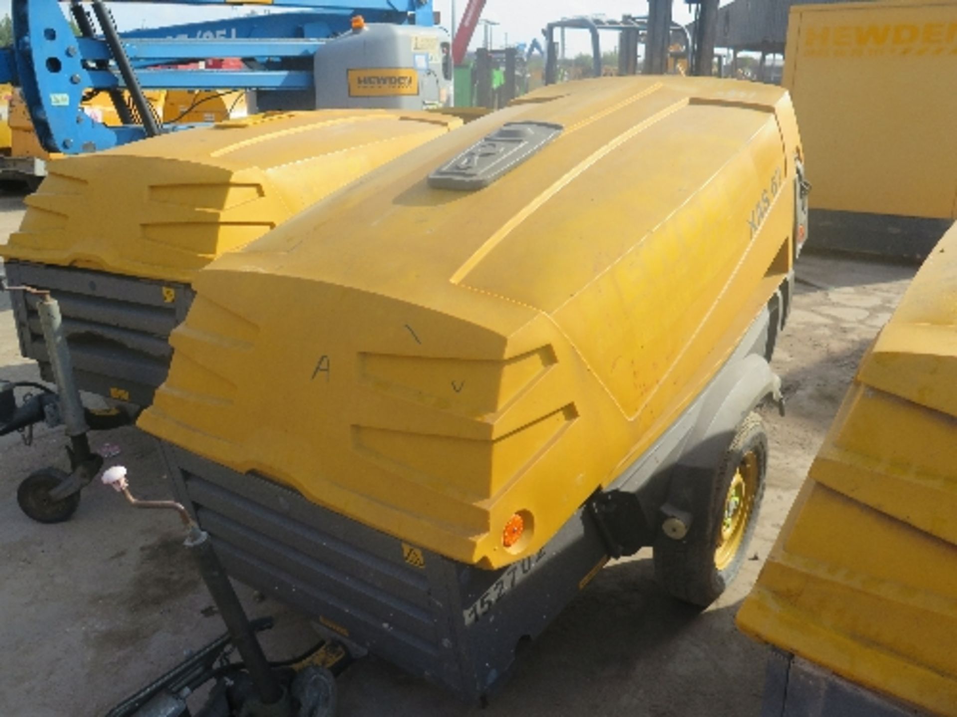 Atlas Copco XAS67DD compressor (2007) 152702 - 1,517 hours