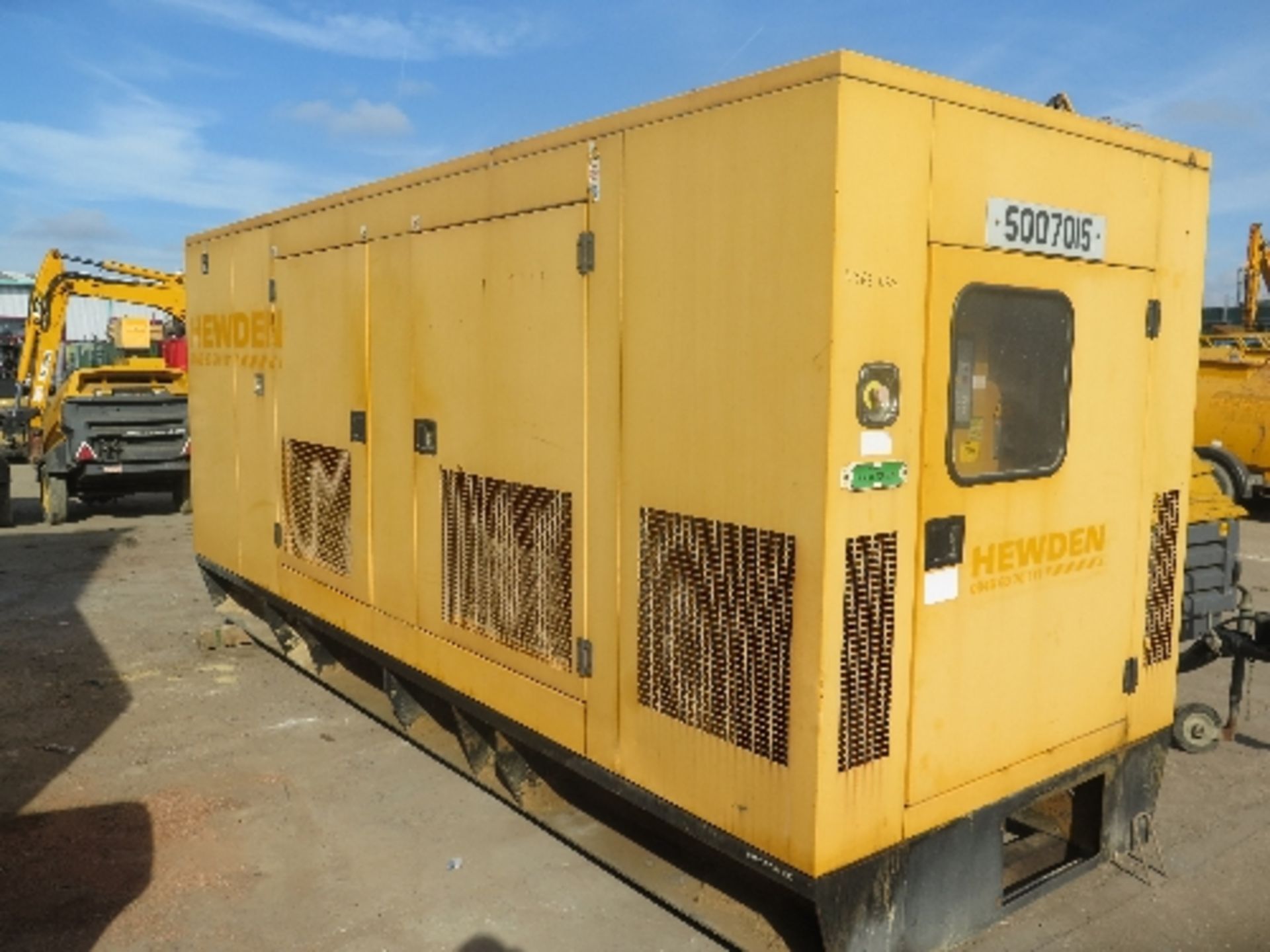 Caterpillar GEP400-2 350kva generator (2008) 11,996 hrs 5007015