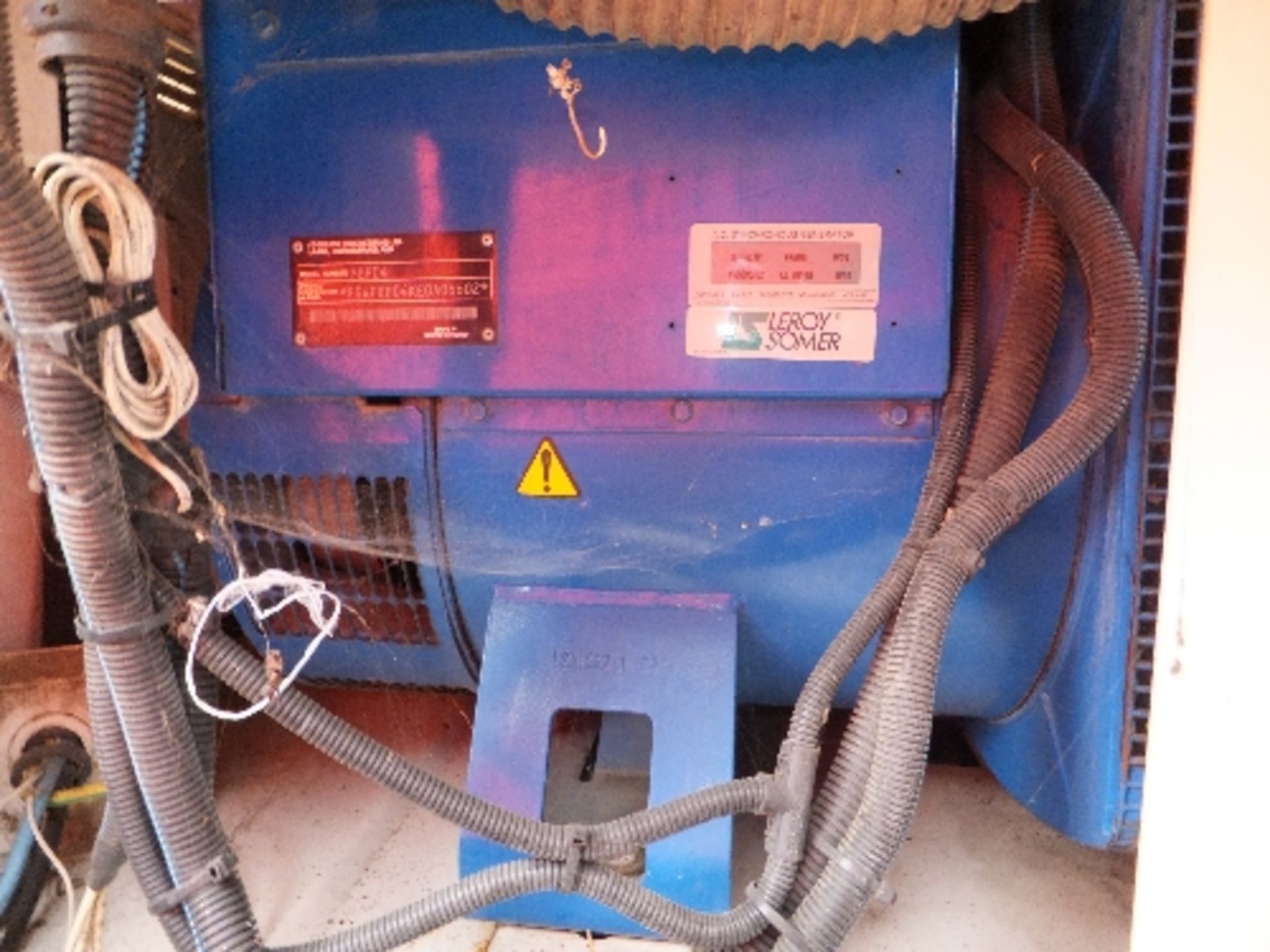 FG Wilson/Perkins 100kva generator 17005 hrs RMP HF2368 - Image 4 of 6