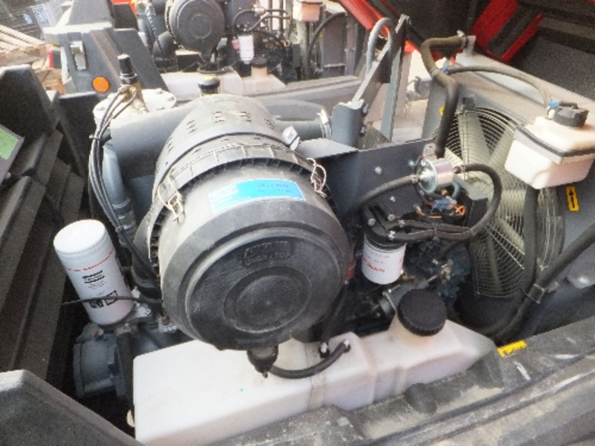 Atlas Copco XAS67 compressor - no tow ring, air taps missing (2013) 332 hrs, RMA - Image 2 of 3