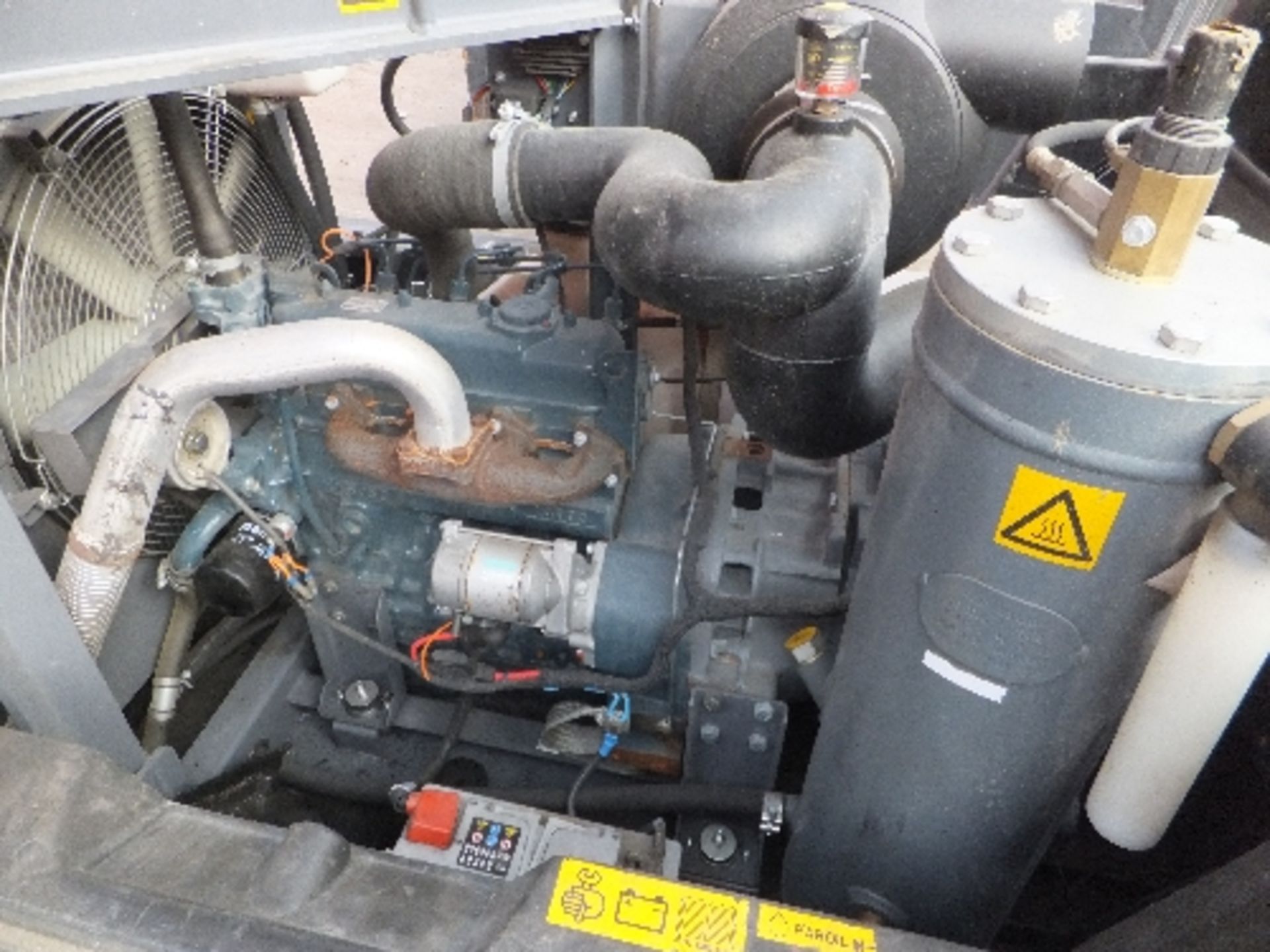 Atlas Copco XAS67 compressor - no tow ring, air taps missing (2013) 332 hrs, RMA - Image 3 of 3