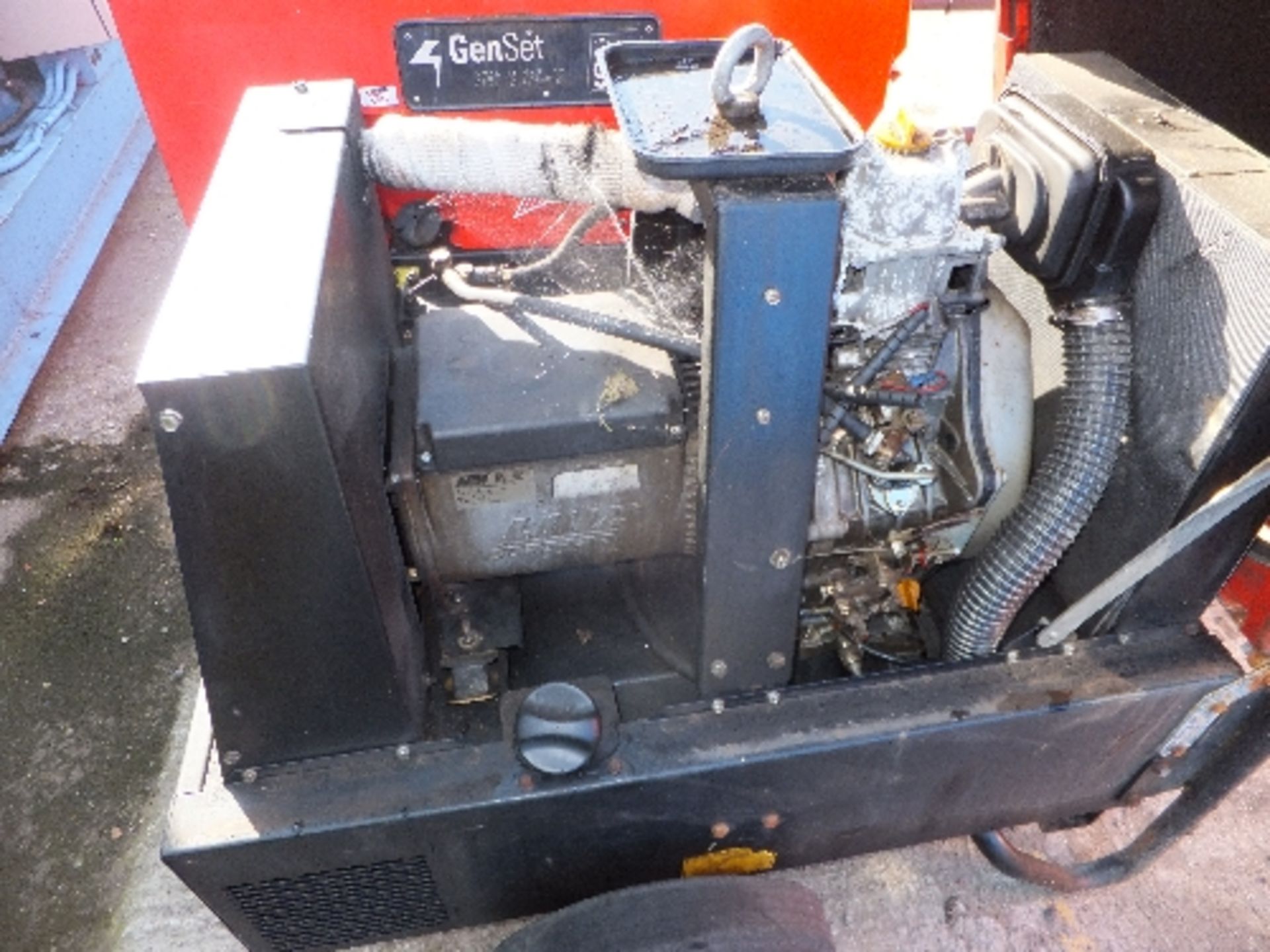 Genset MG6 diesel generator - Image 2 of 3
